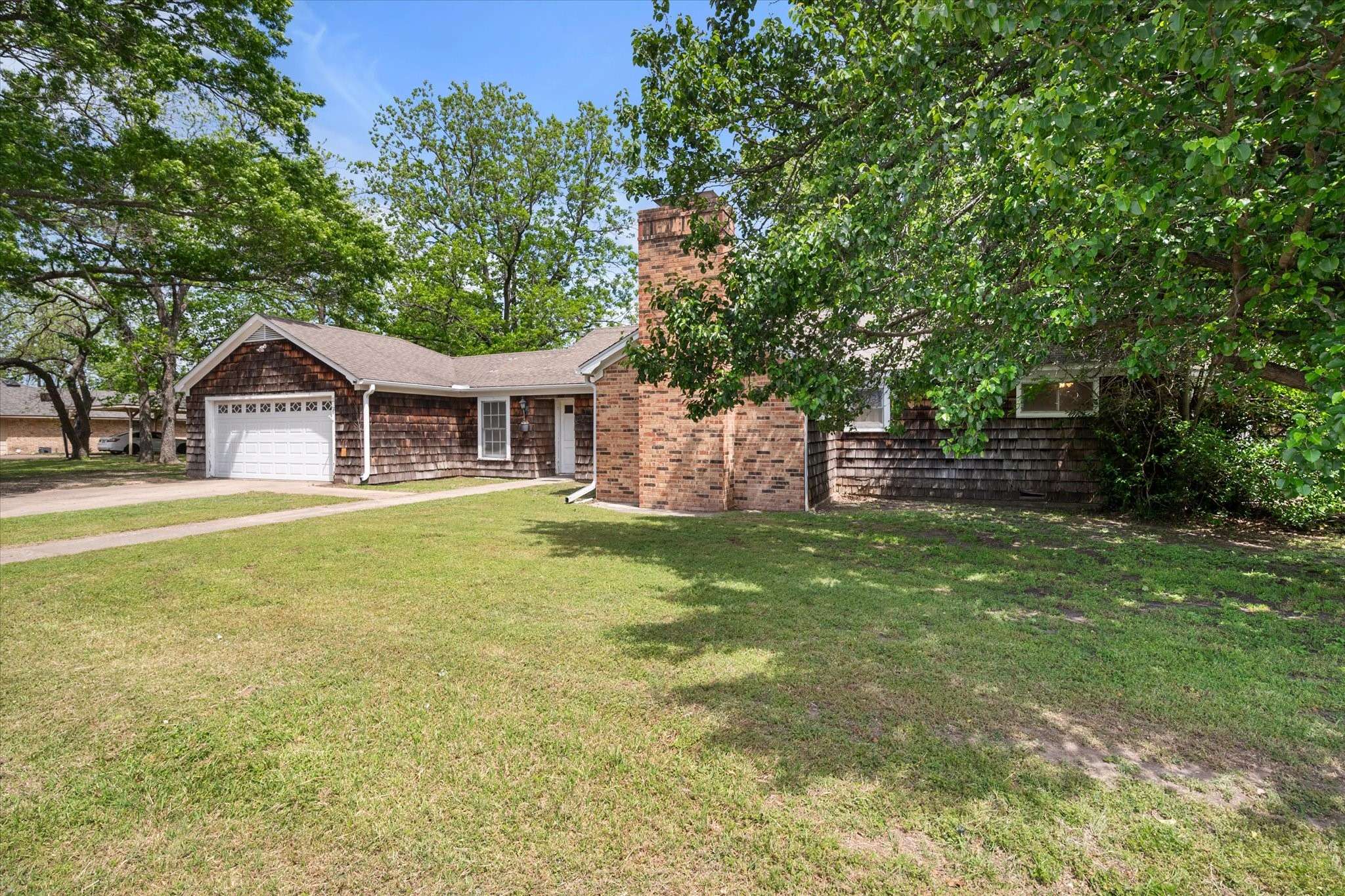 Corsicana, TX 75110,208 Northwood BLVD