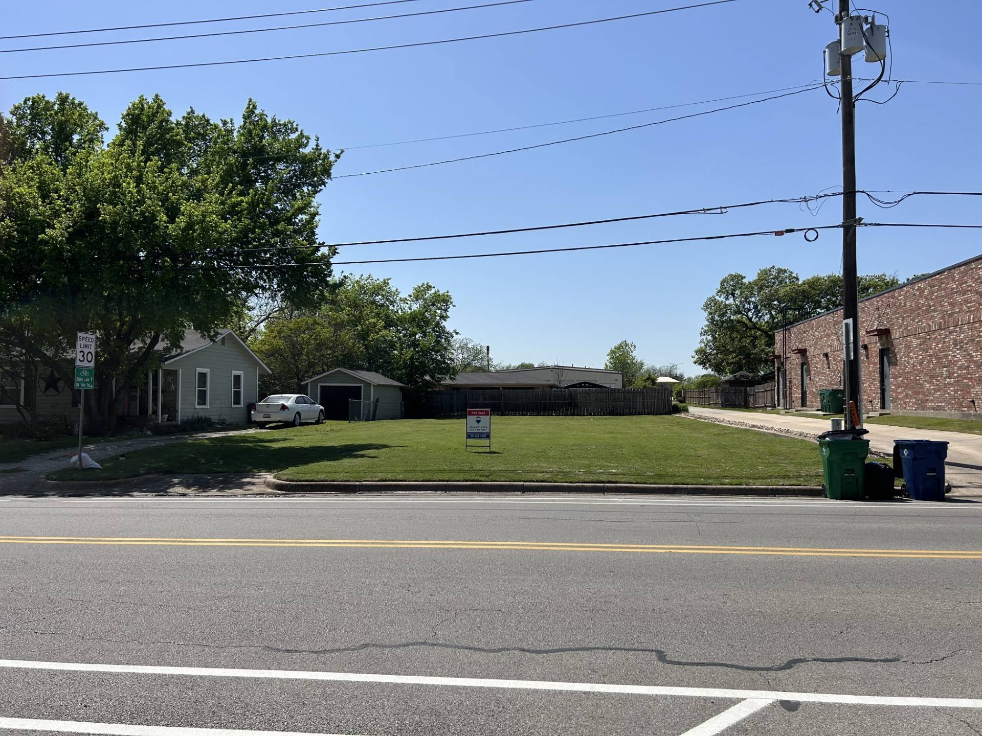 Burleson, TX 76028,212 S Warren ST