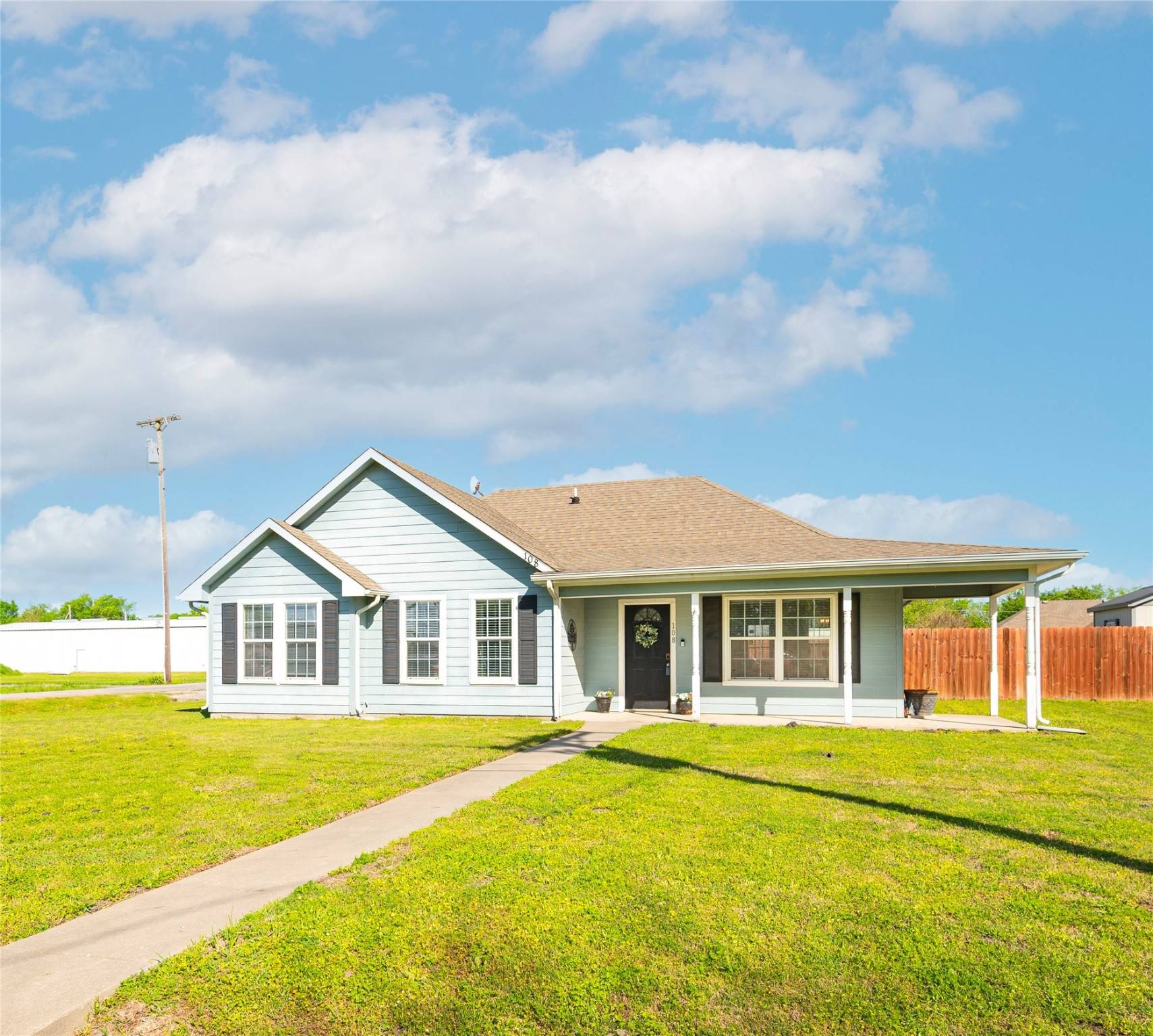 Josephine, TX 75164,108 Milton ST