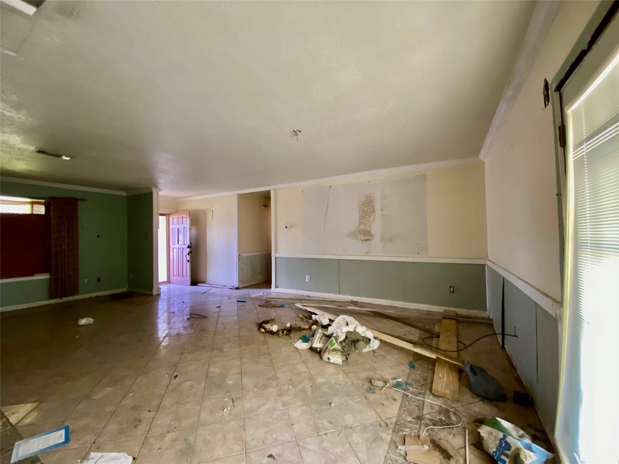 Mineral Wells, TX 76067,1902 SE 12th ST