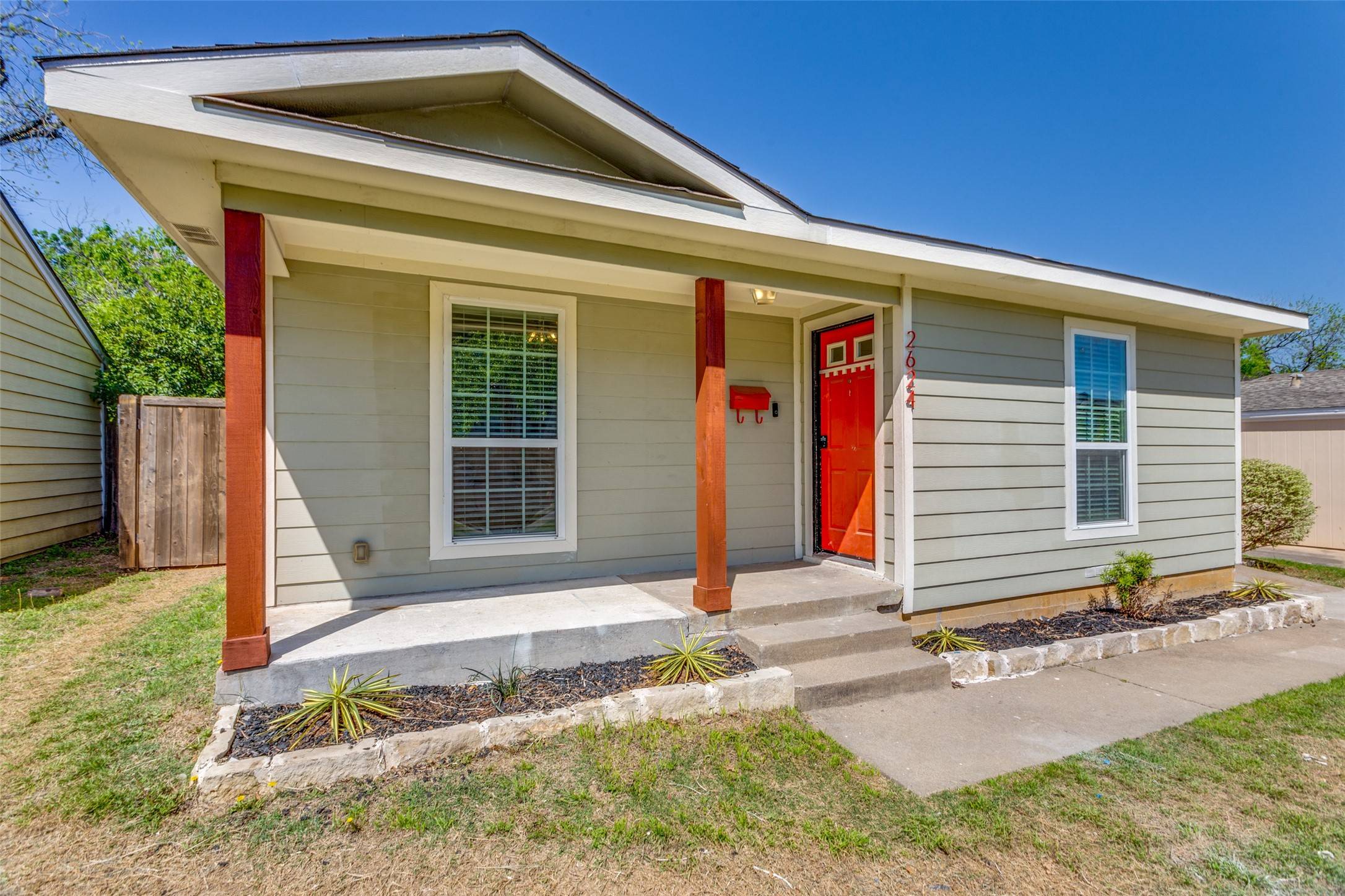 Fort Worth, TX 76110,2624 Townsend DR