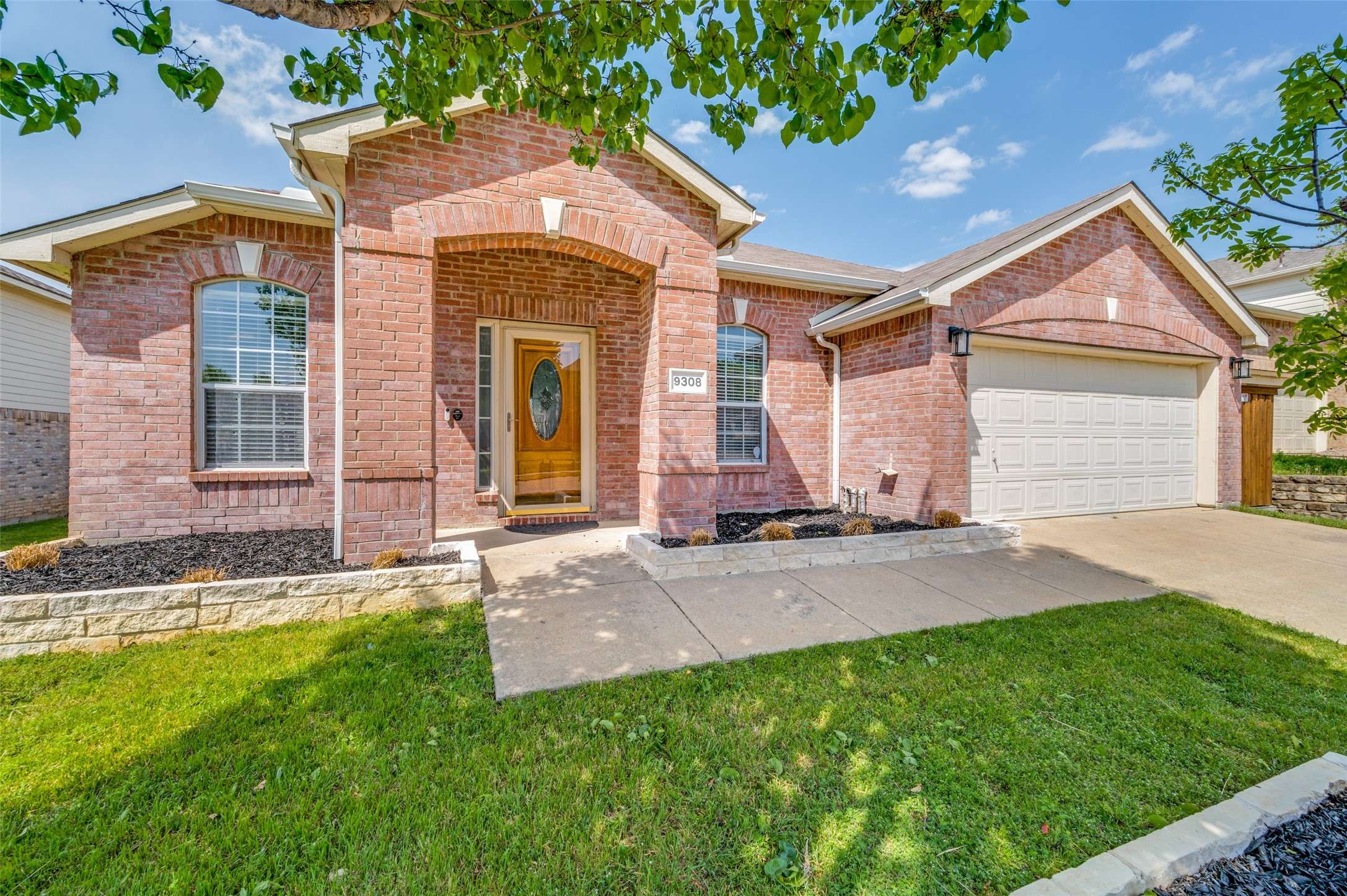 Mckinney, TX 75071,9308 Yorktown ST