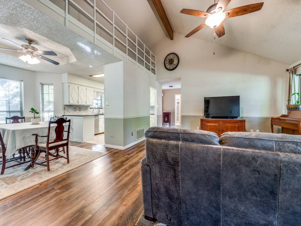 Lewisville, TX 75077,2161 Swallow LN
