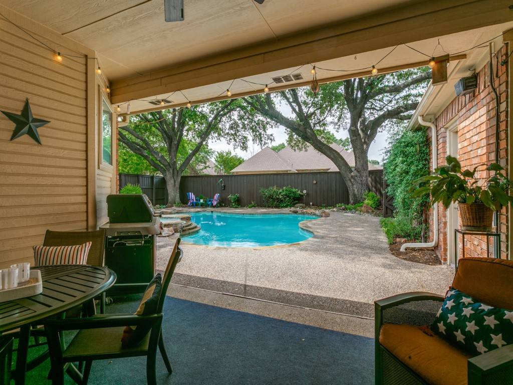 Coppell, TX 75019,804 Blue Jay LN