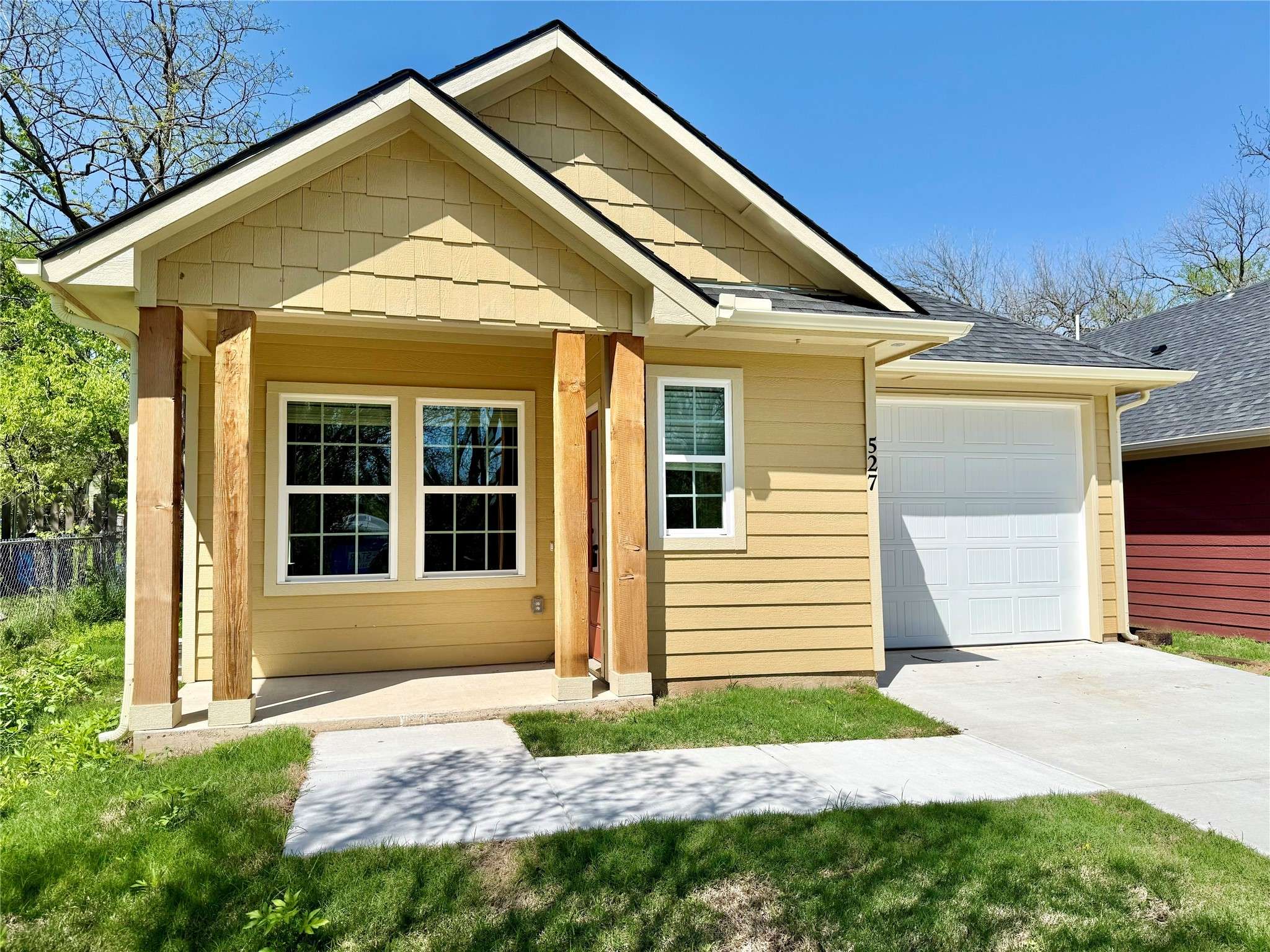 Denison, TX 75021,527 E Monterey ST