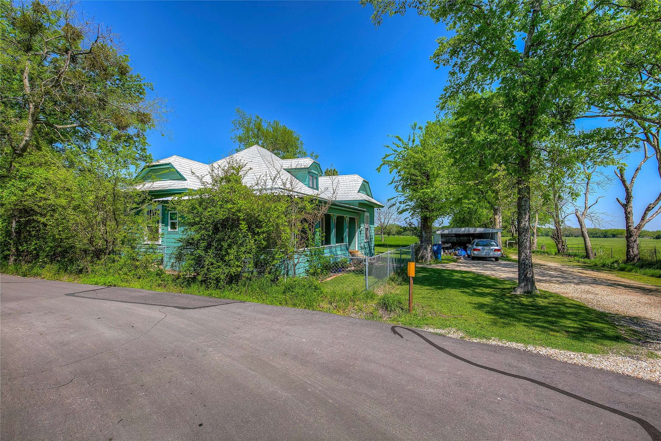 Campbell, TX 75422,609 Monroe ST