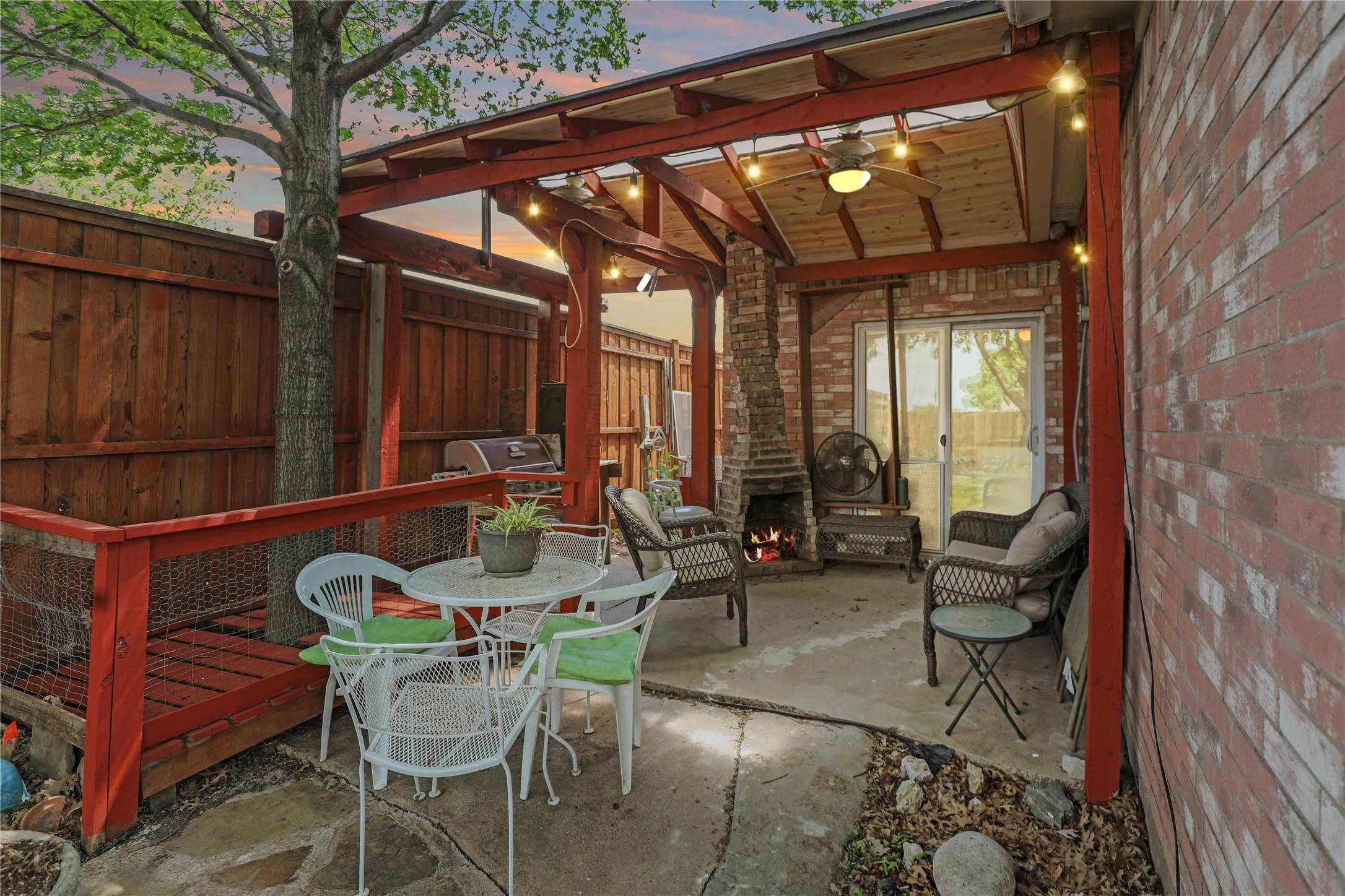 The Colony, TX 75056,5428 Redwater CT