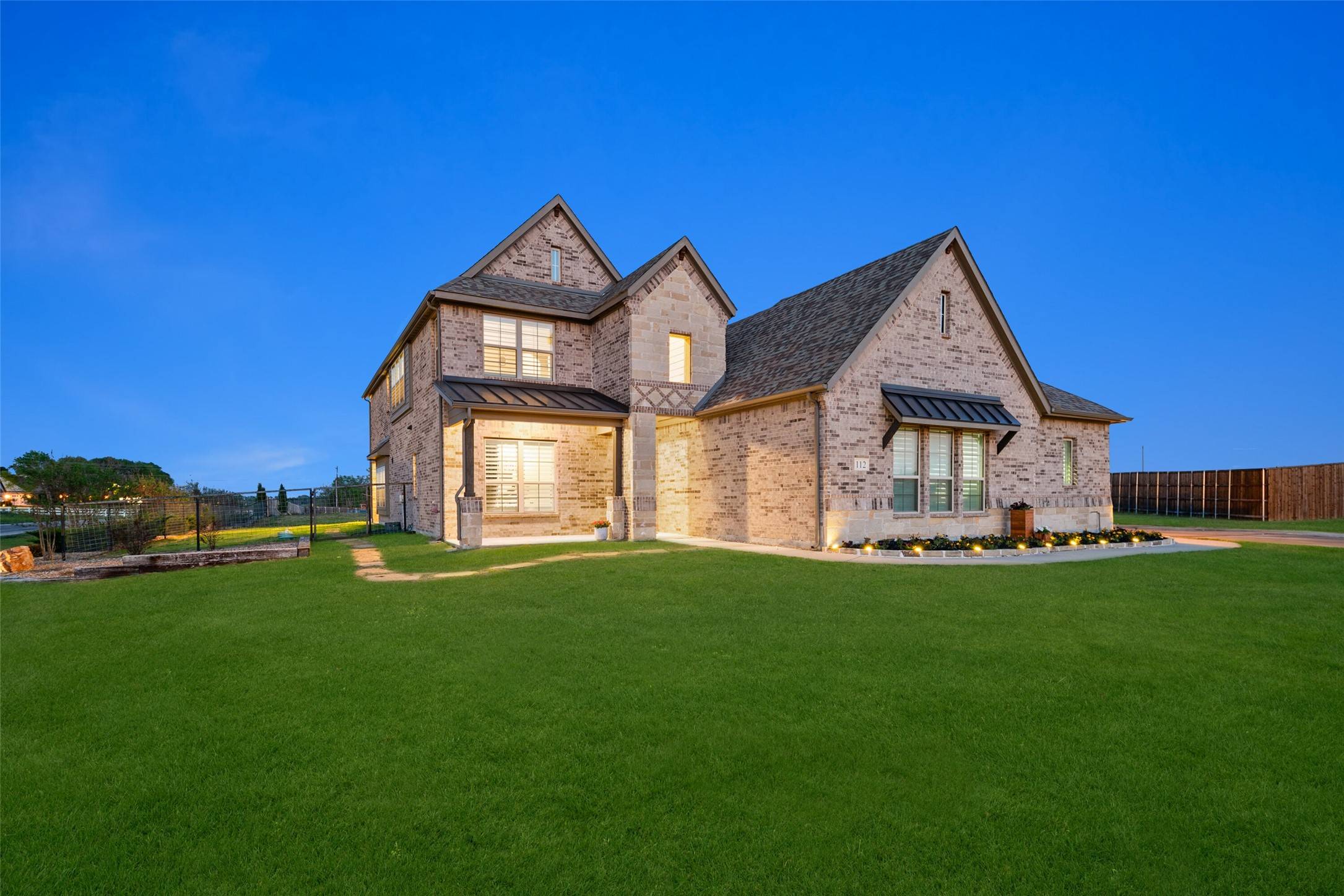 Van Alstyne, TX 75495,112 Walnut DR