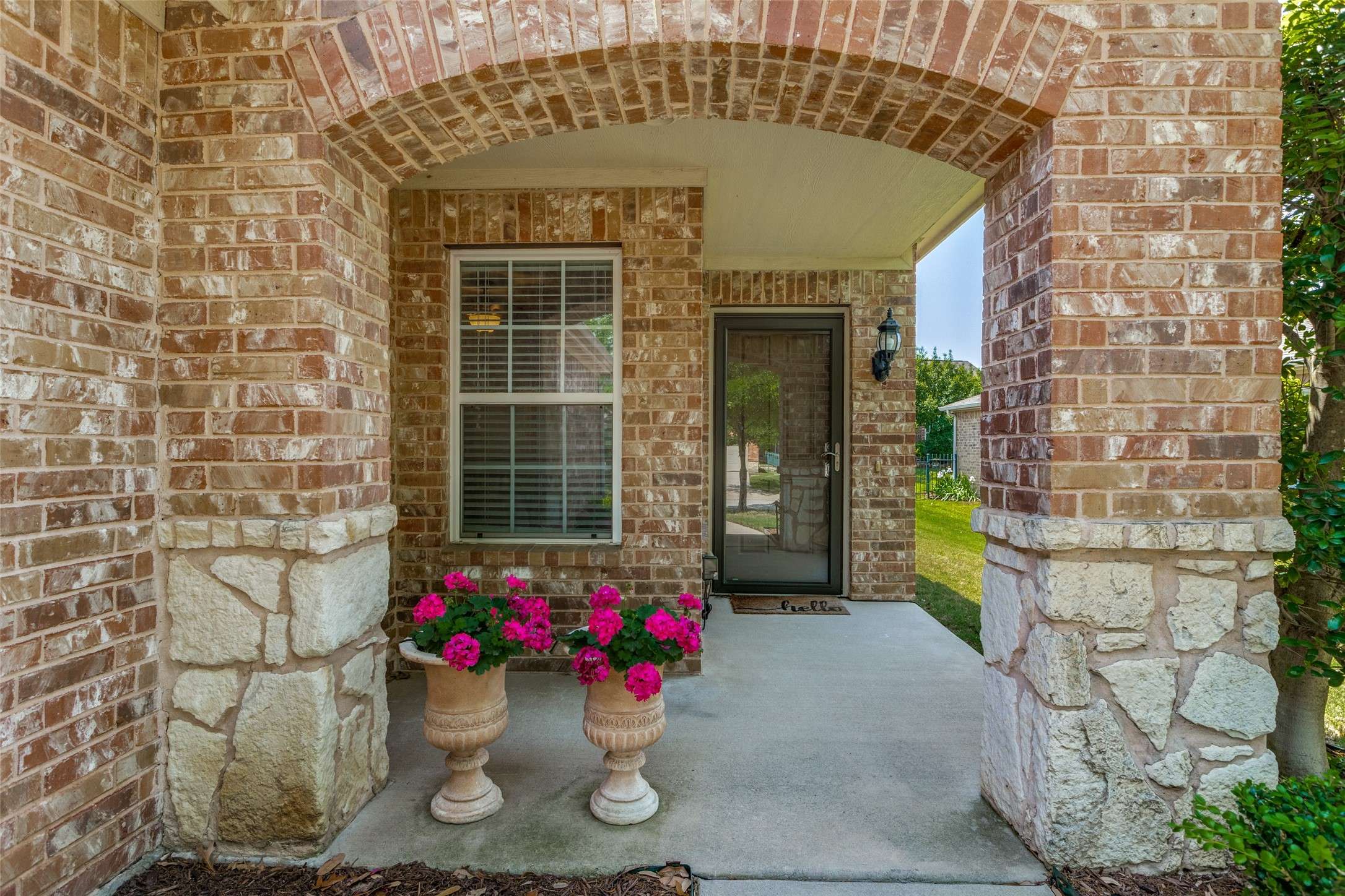 Frisco, TX 75036,611 Oakland Hills LN