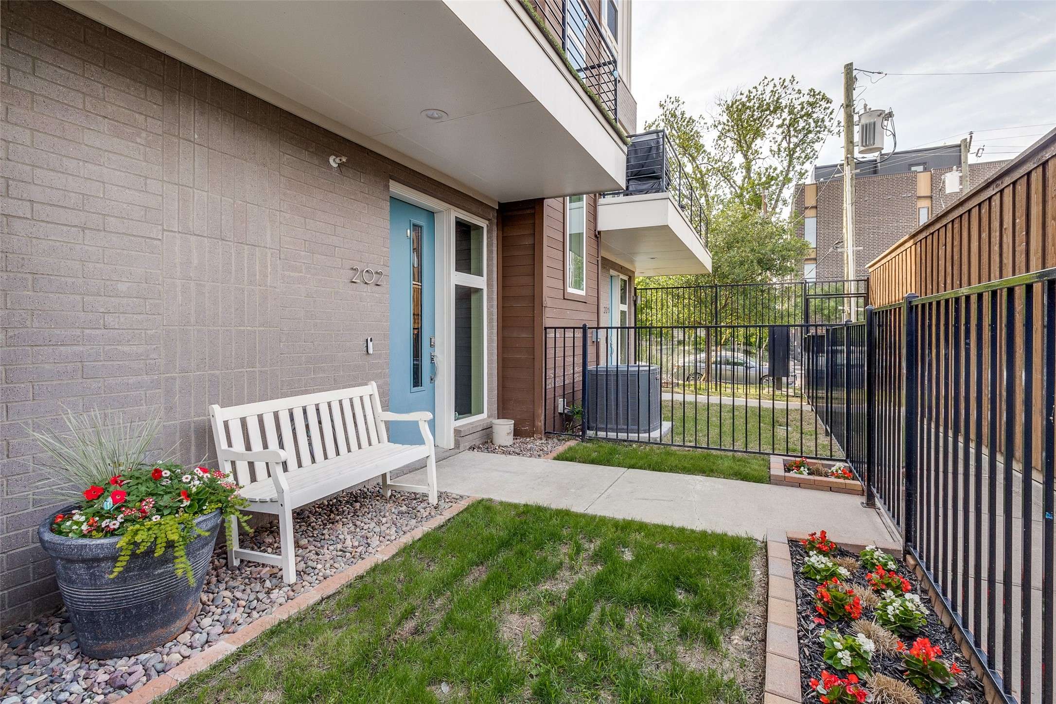Dallas, TX 75204,4626 Munger AVE #202