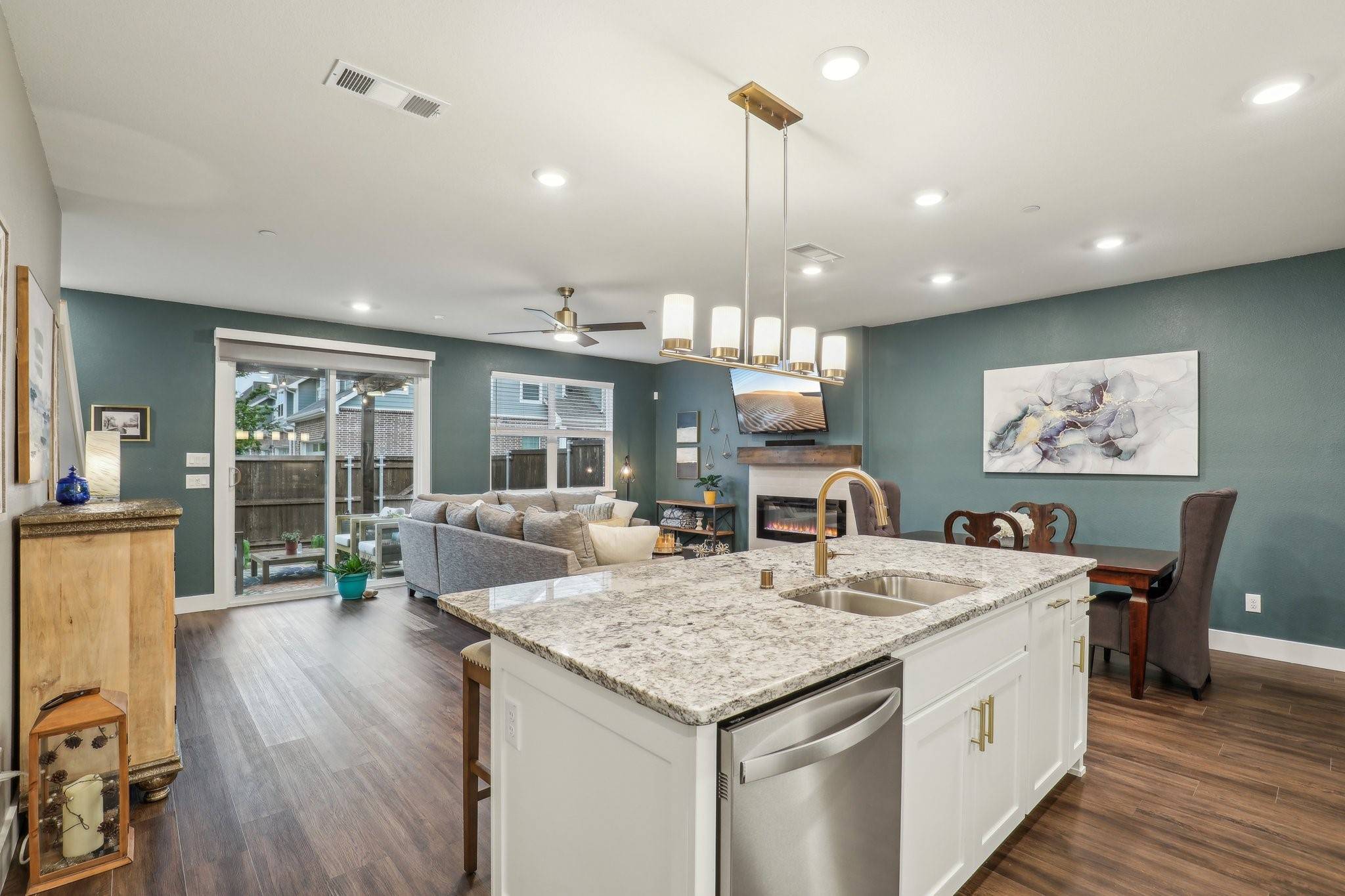 Wylie, TX 75098,616 Emily LN