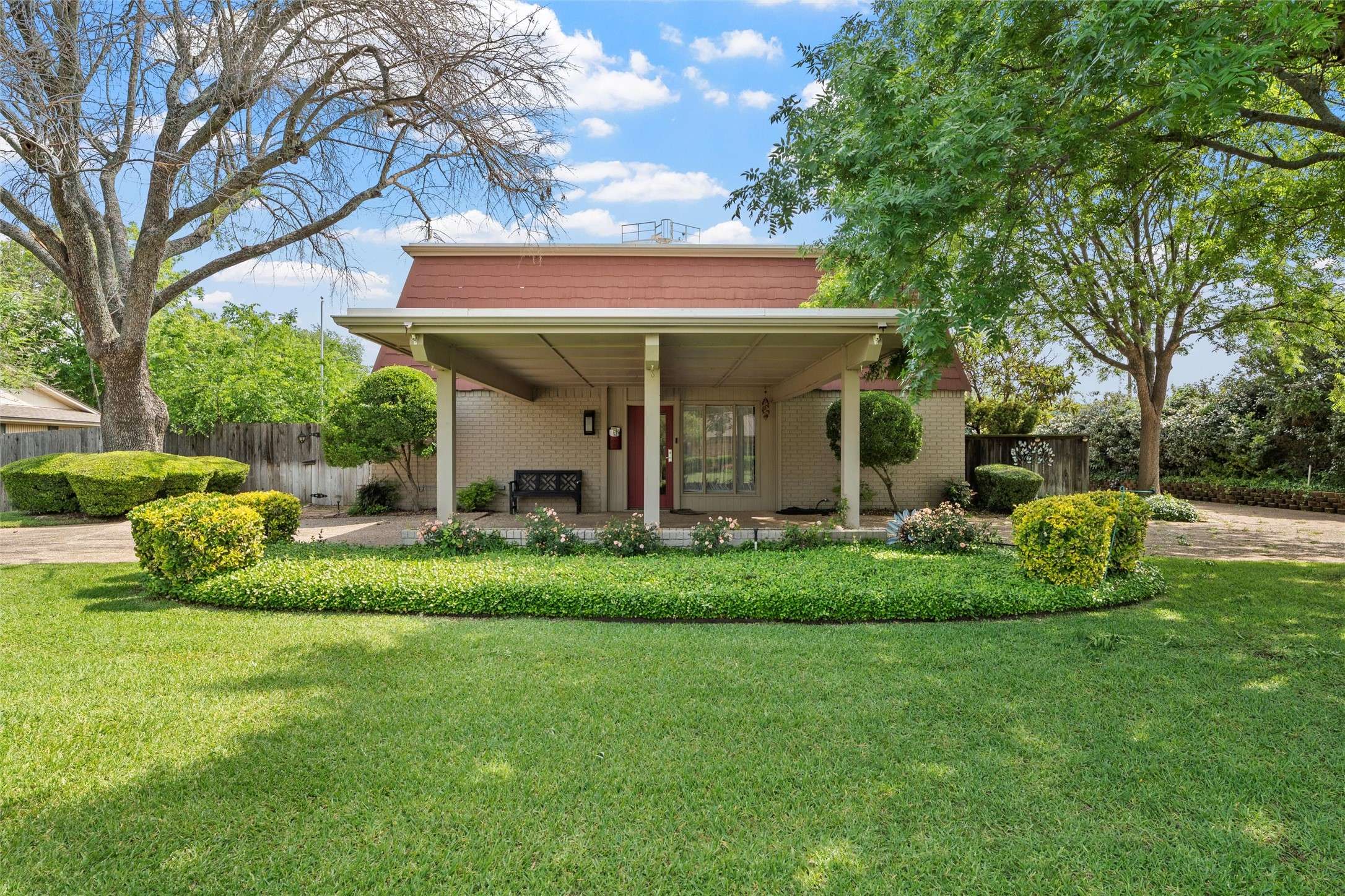Waco, TX 76710,2813 Mount Carmel DR