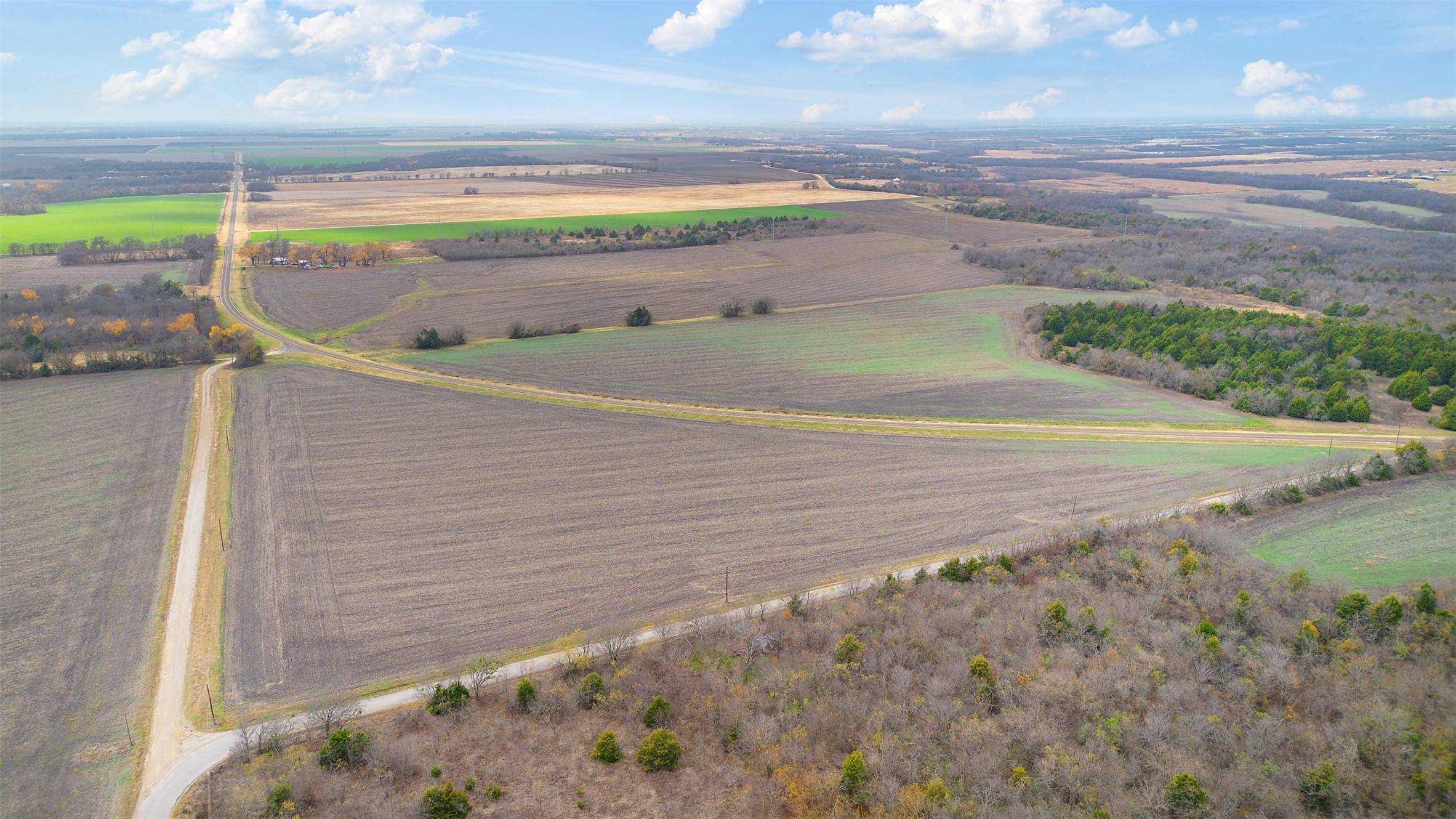 Ennis, TX 75119,TBD FM.985
