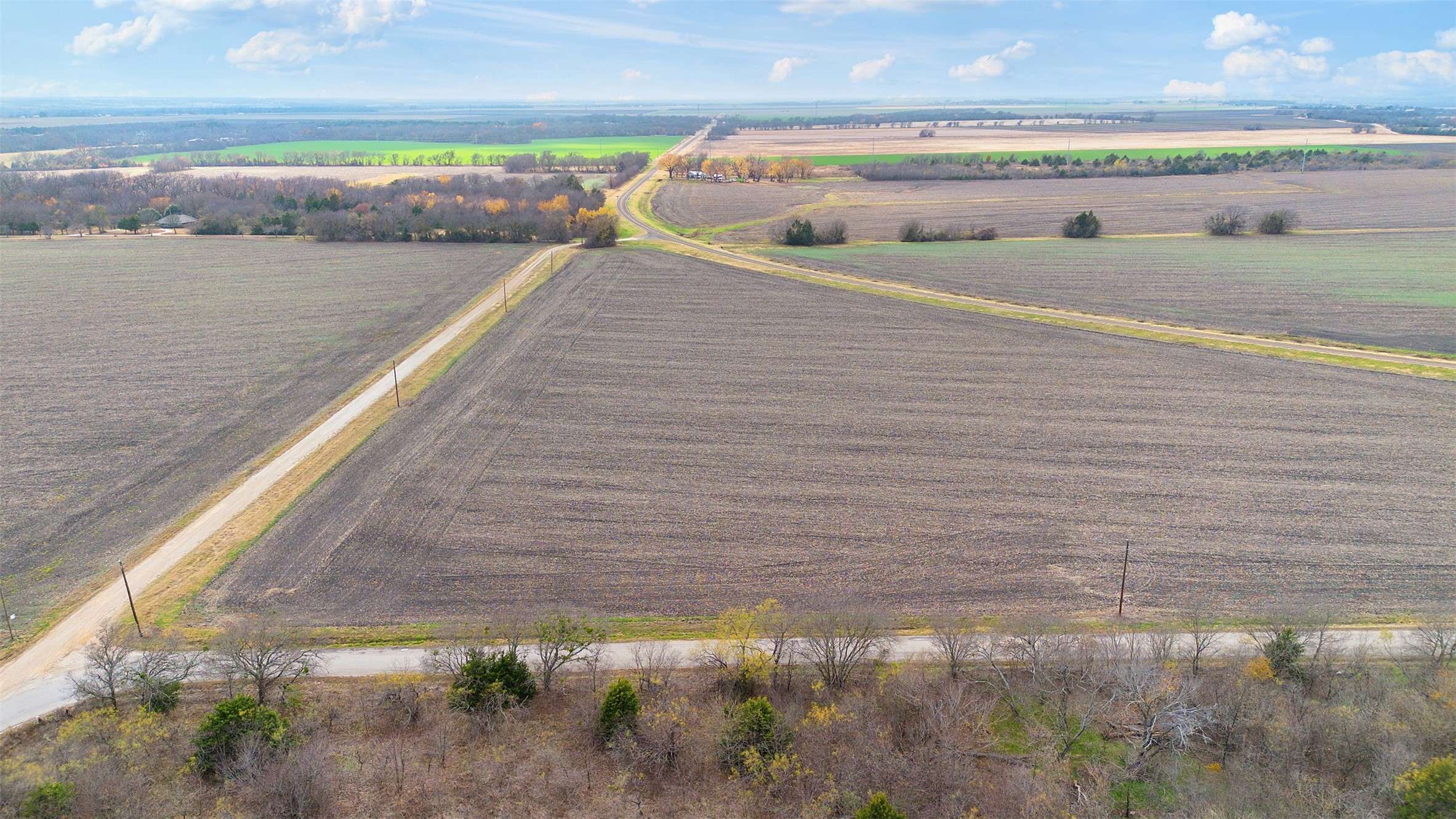 Ennis, TX 75119,TBD FM.985