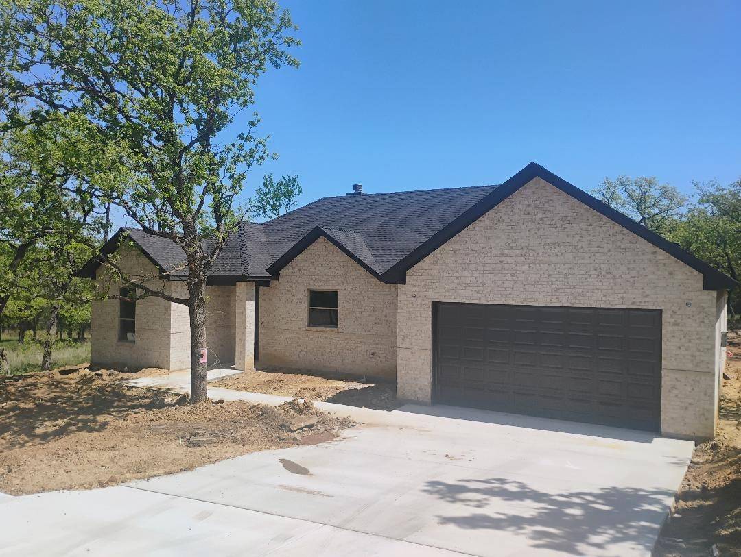 Runaway Bay, TX 76426,192 Johnston LN