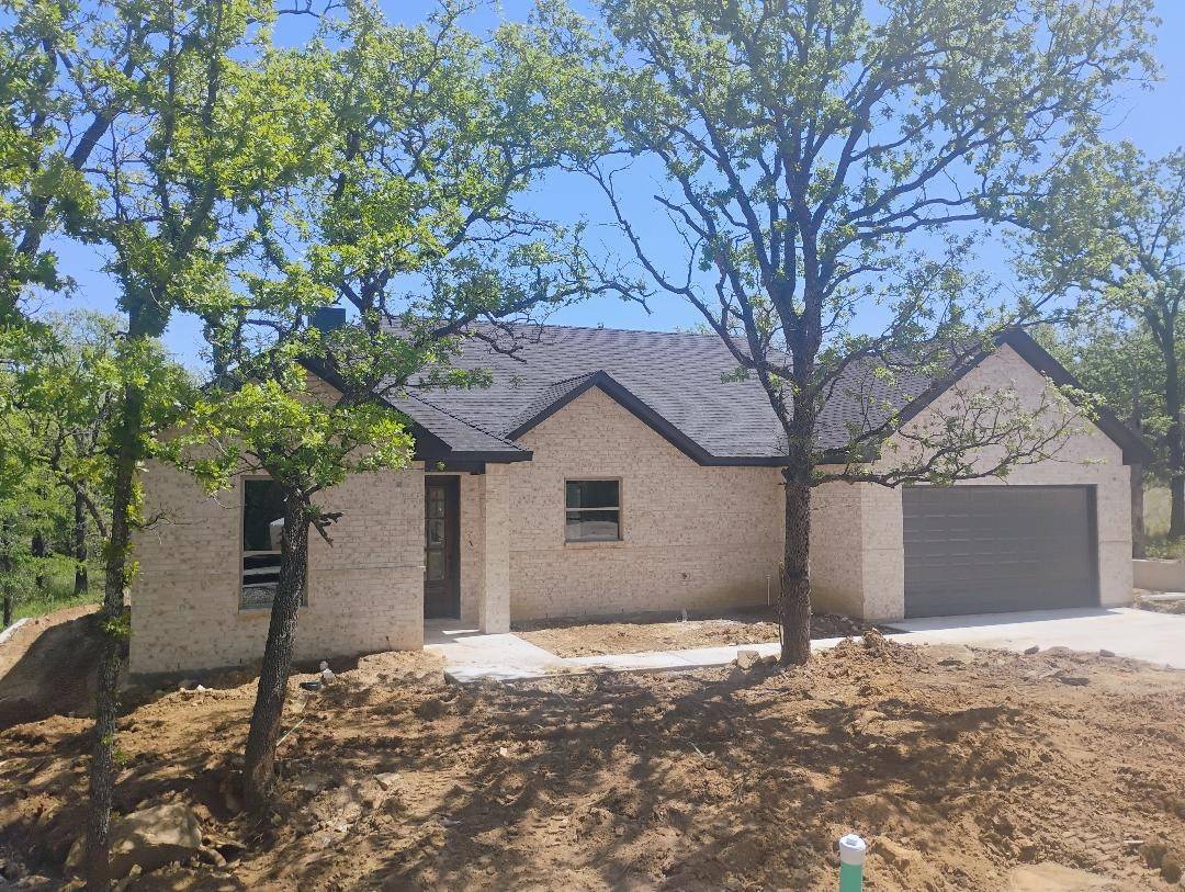 Runaway Bay, TX 76426,192 Johnston LN