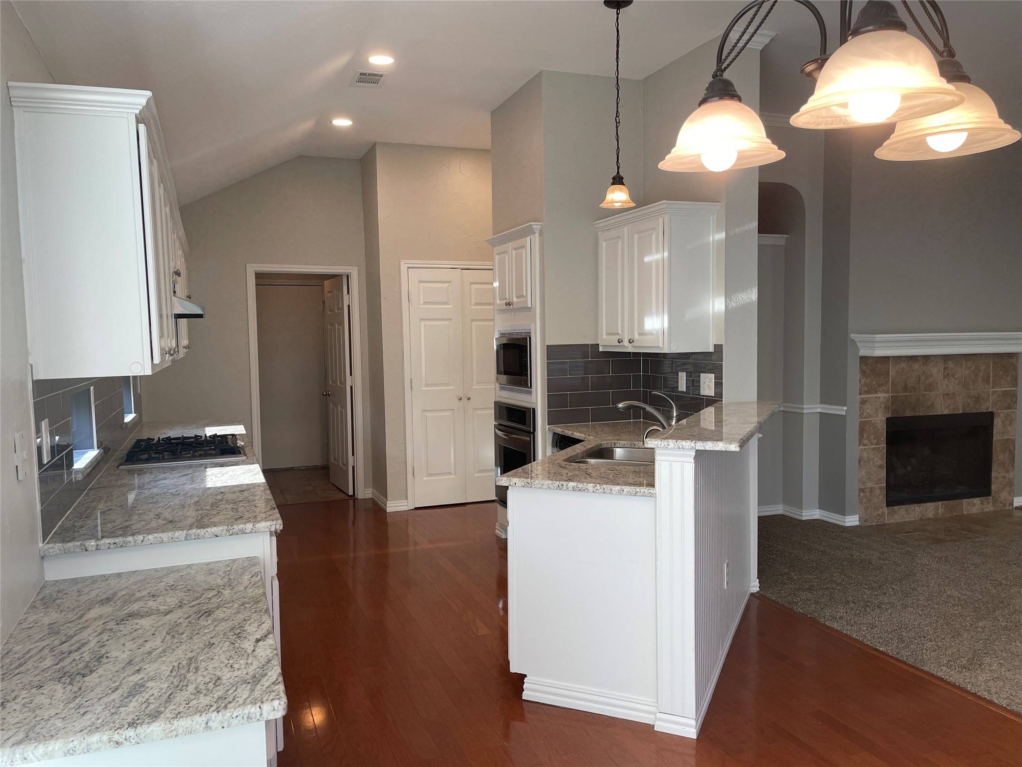 Keller, TX 76248,637 Cedarwood DR