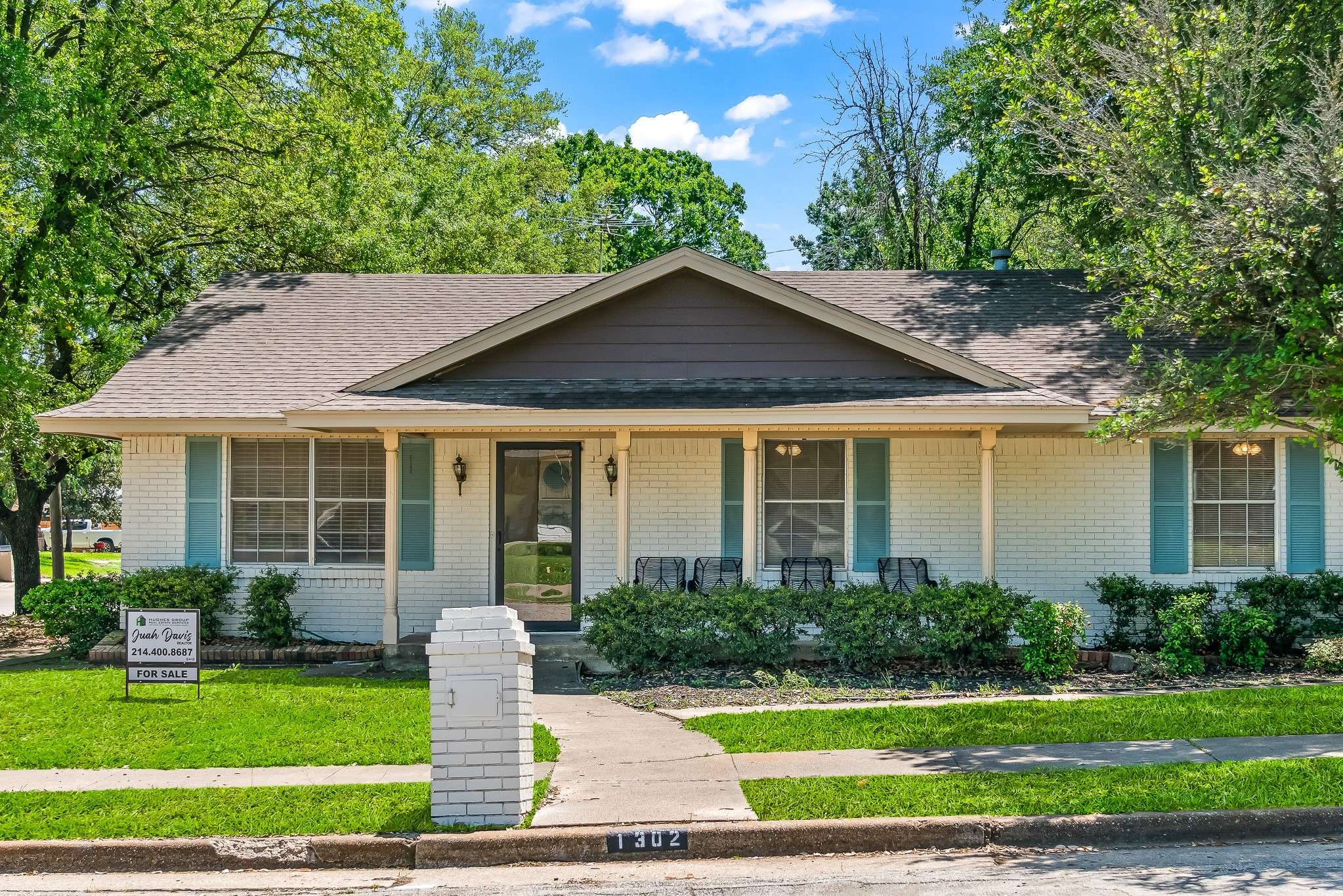 Ennis, TX 75119,1302 Red Oak ST