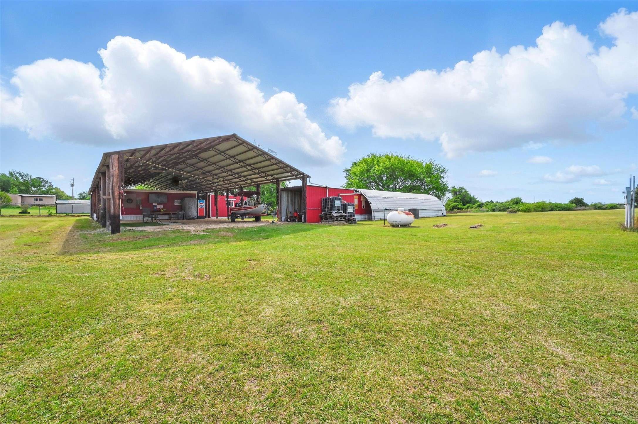 Cleburne, TX 76031,1028 County Road 701