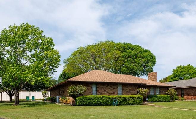 Cedar Hill, TX 75104,402 Meadow Ridge DR