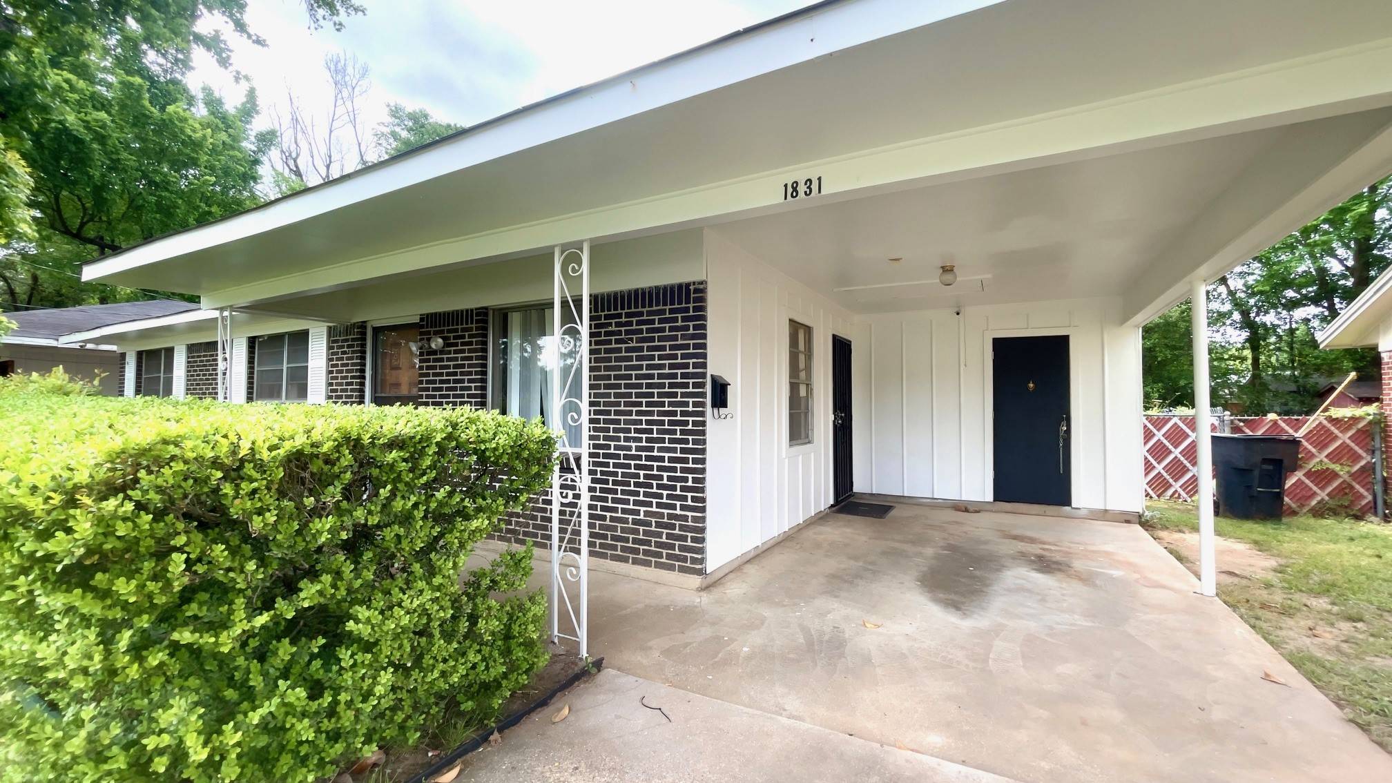 Shreveport, LA 71108,1831 Hickory ST