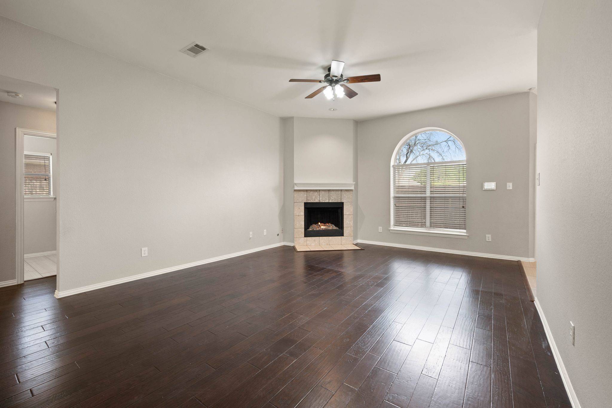Bedford, TX 76022,2217 Greendale CT