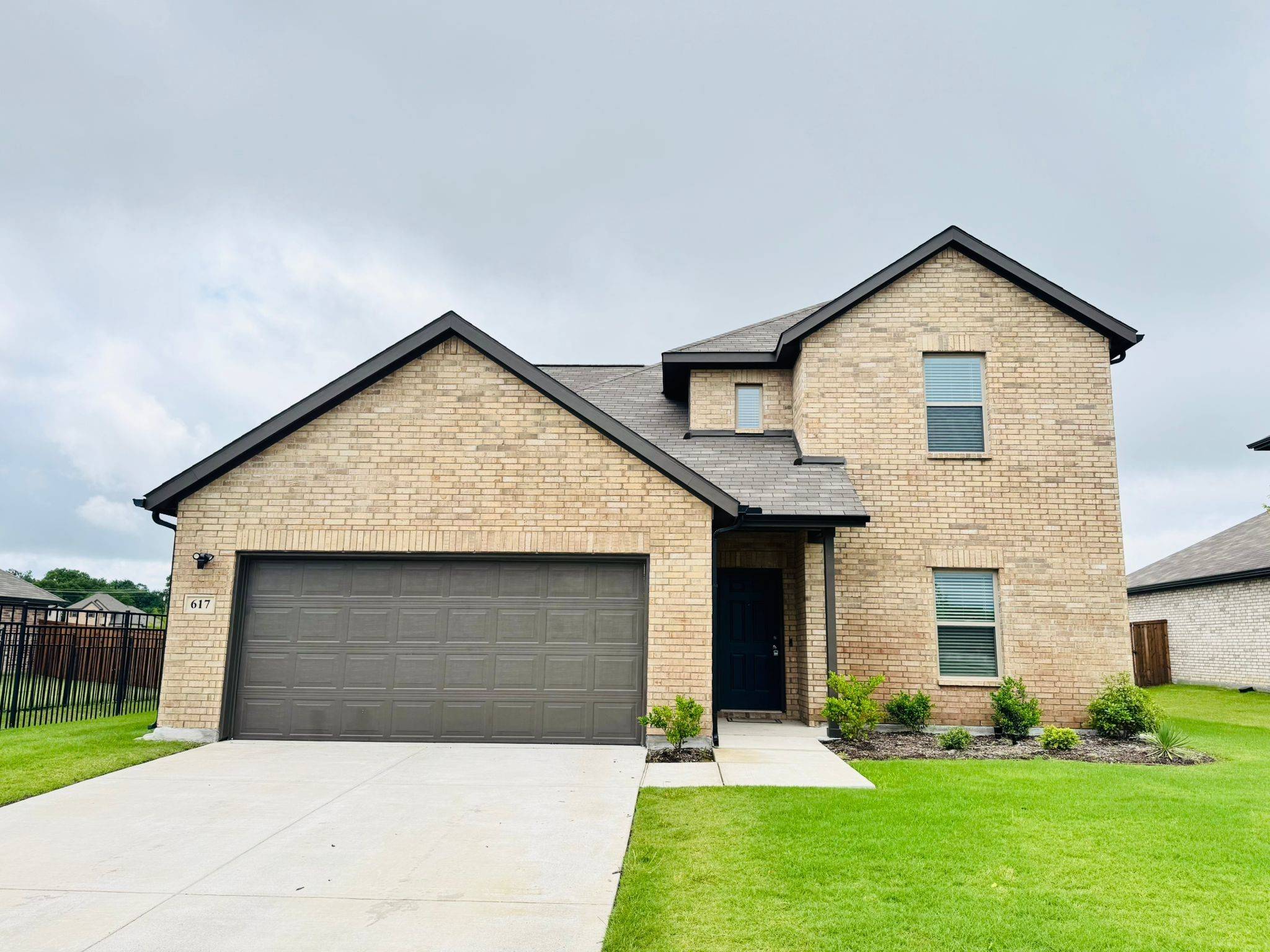Van Alstyne, TX 75495,617 Brook View DR