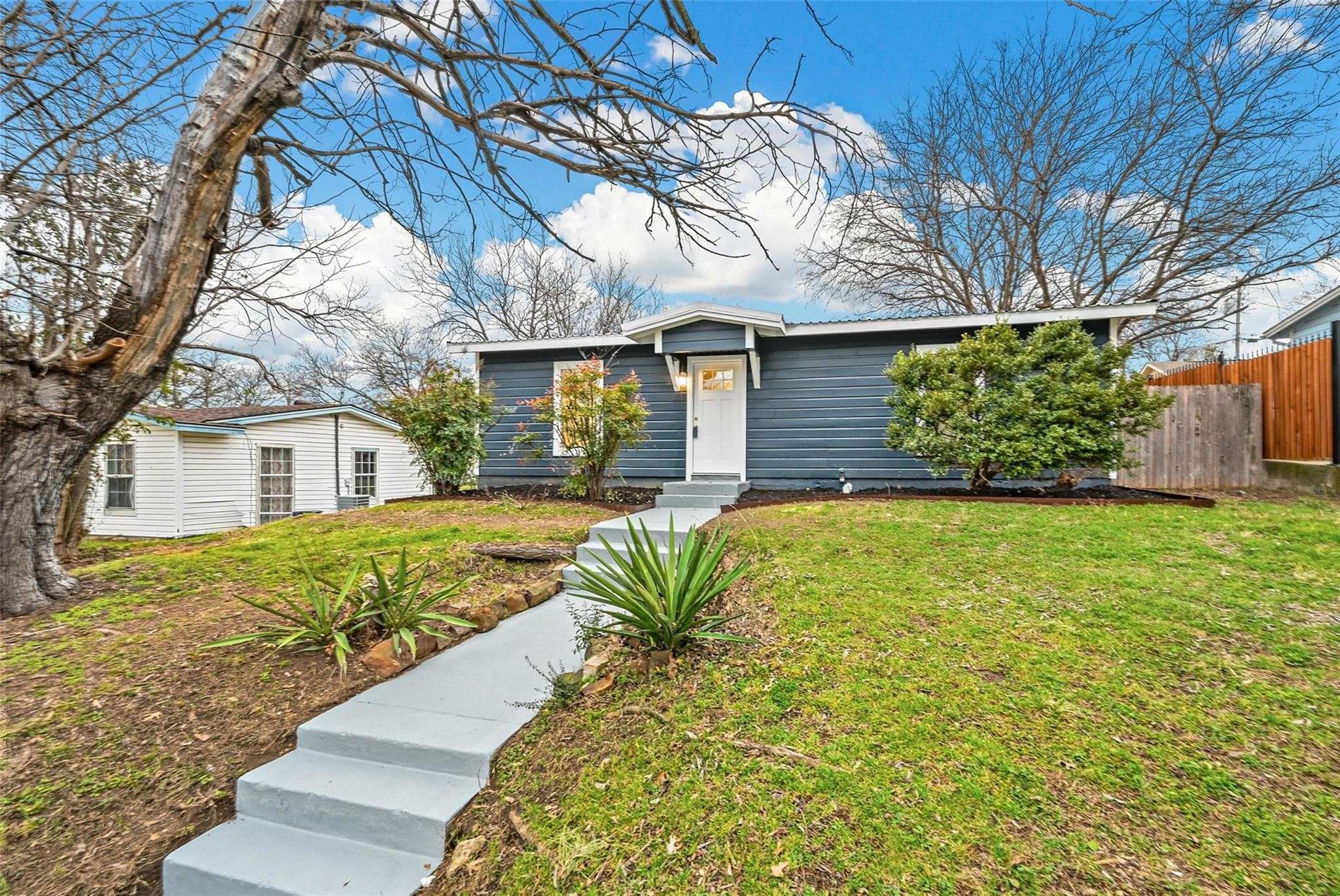 Fort Worth, TX 76114,4817 Urbanview ST