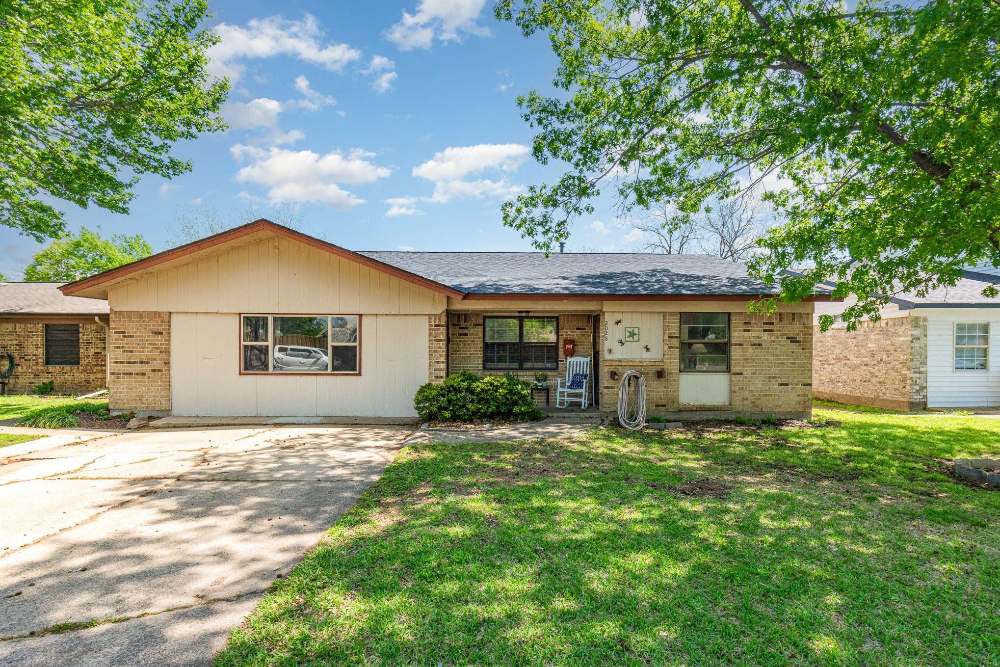 Garland, TX 75040,2026 Mars DR