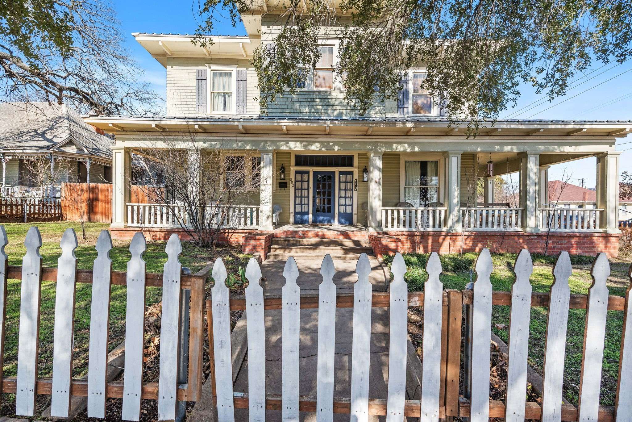 Mineral Wells, TX 76067,502a W Hubbard ST