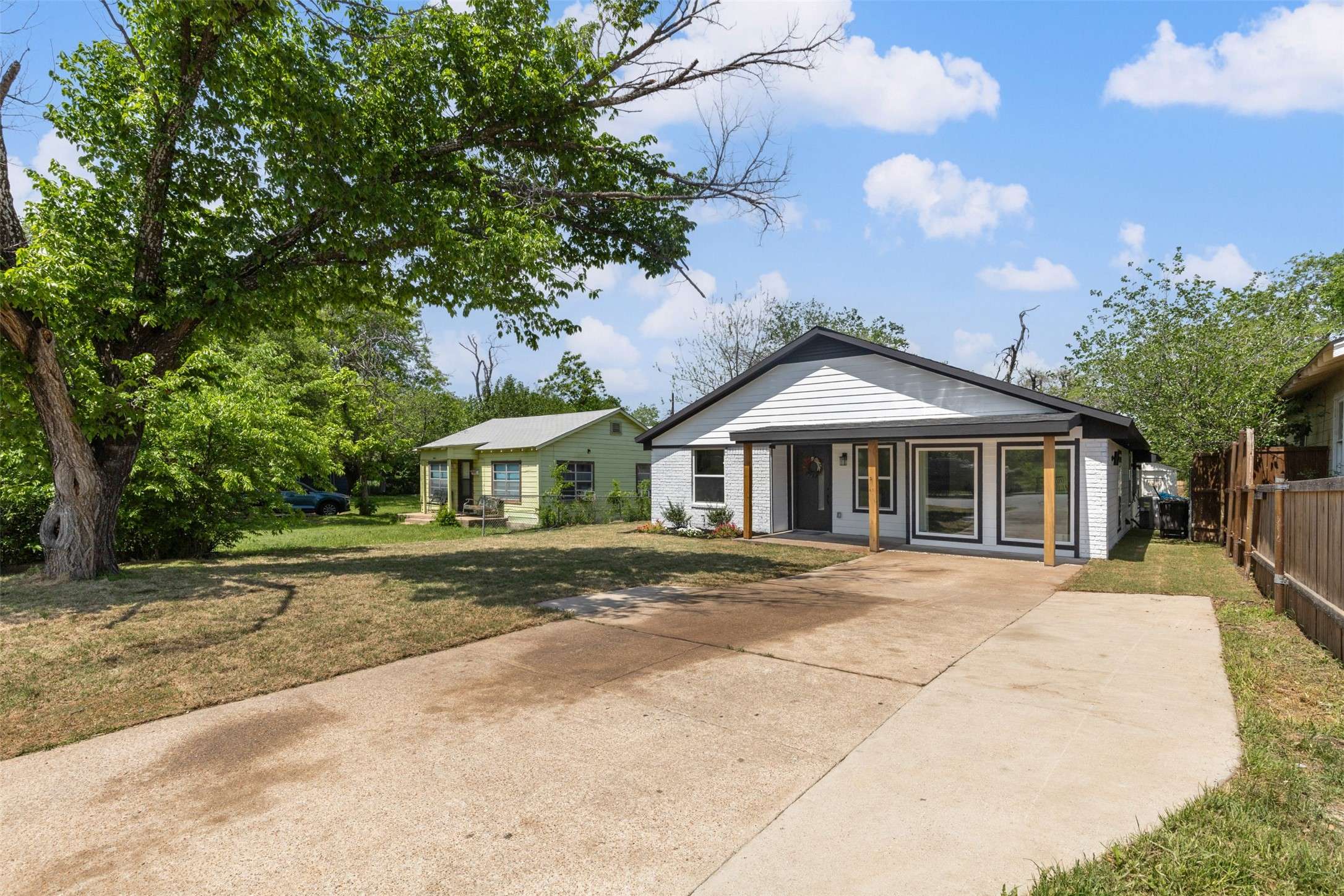 Fort Worth, TX 76107,5704 Houghton AVE