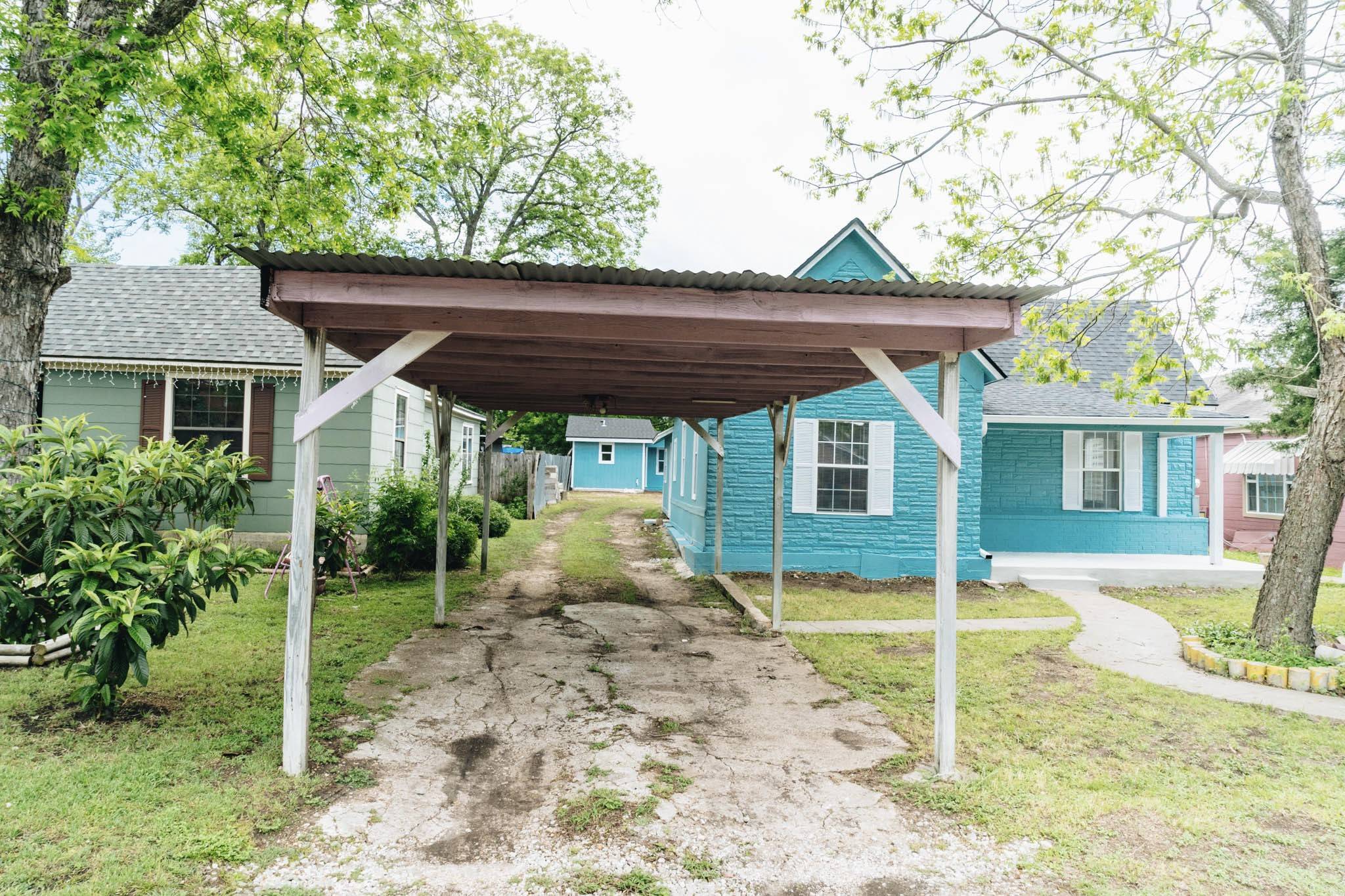 Waco, TX 76706,2220 Burnett AVE