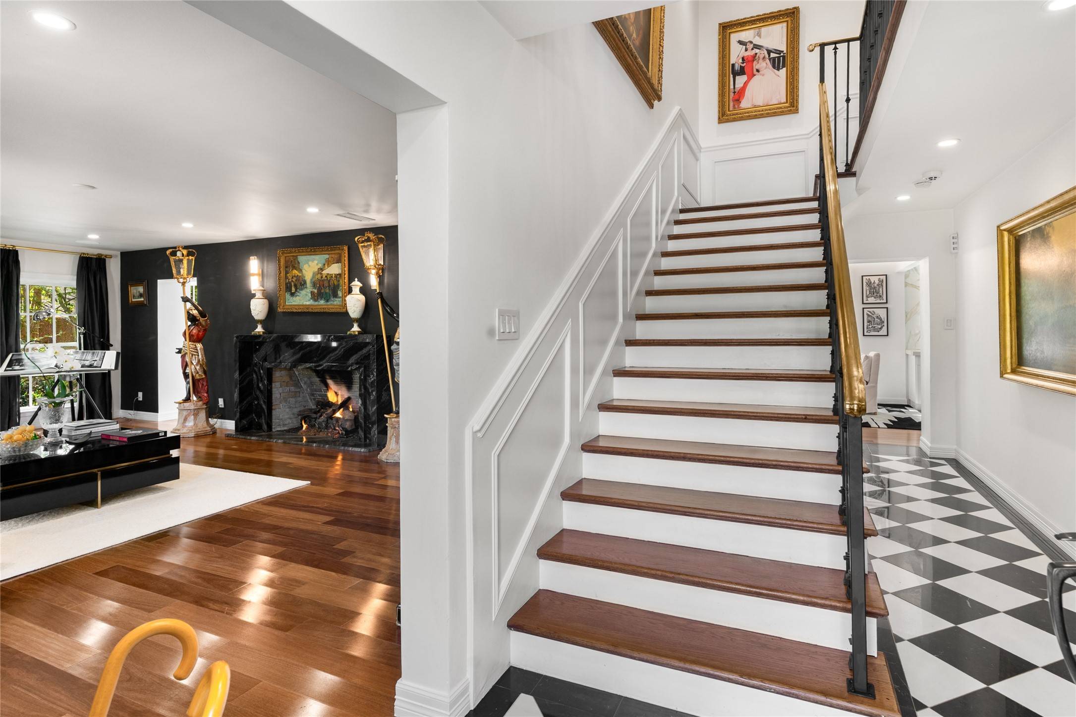 Dallas, TX 75229,4522 Walnut Hill LN