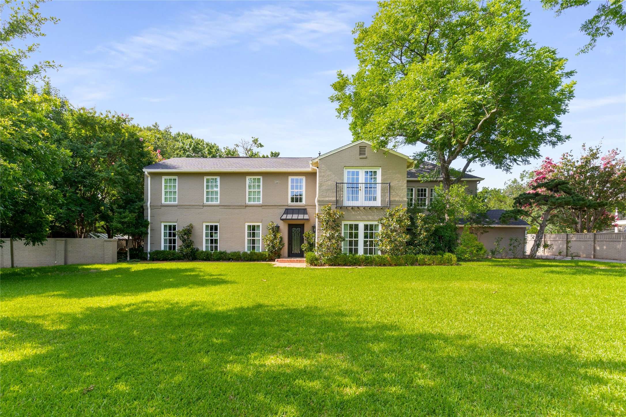 Dallas, TX 75229,4522 Walnut Hill LN