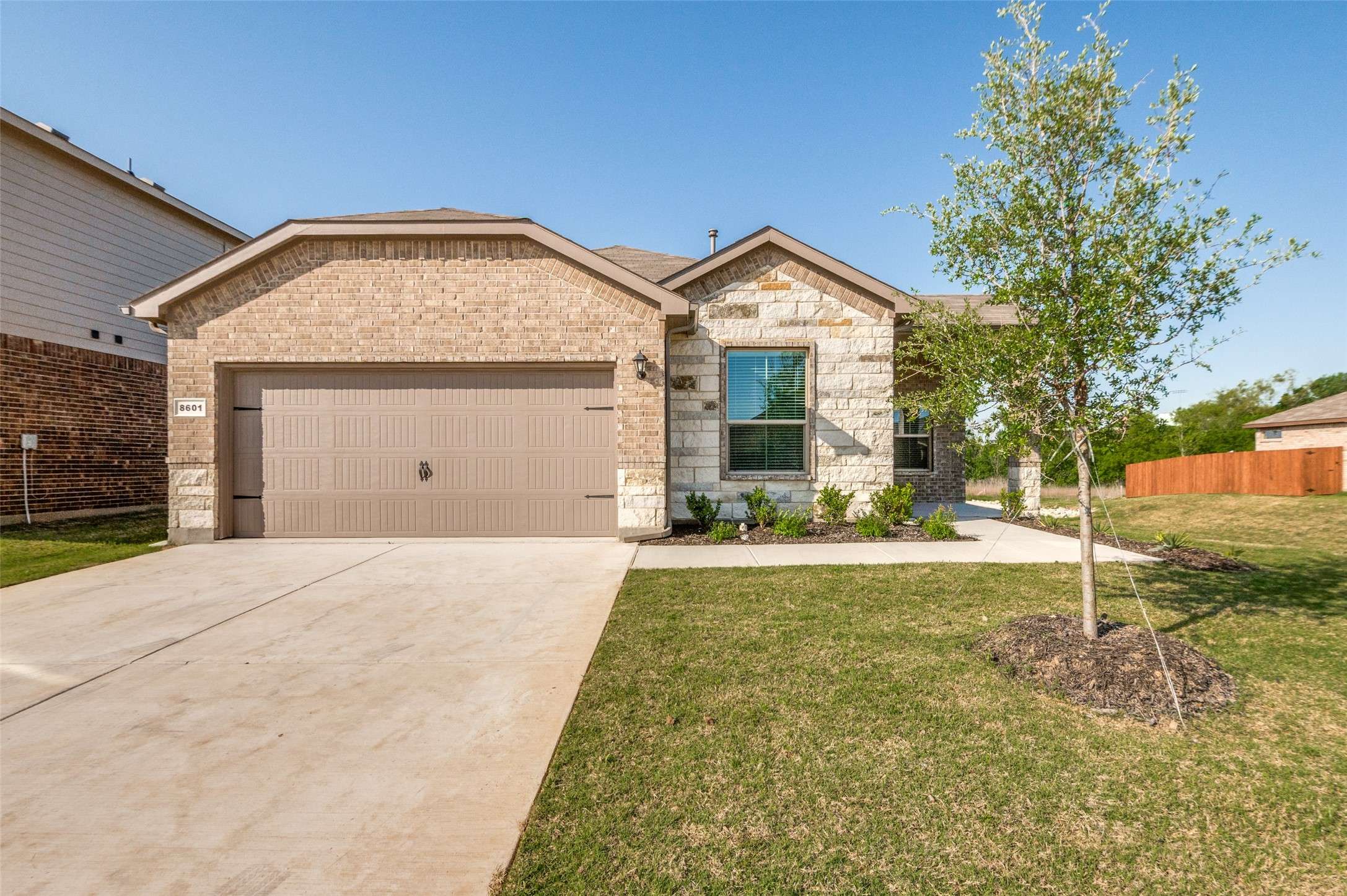 Fort Worth, TX 76179,8601 Centerboard LN