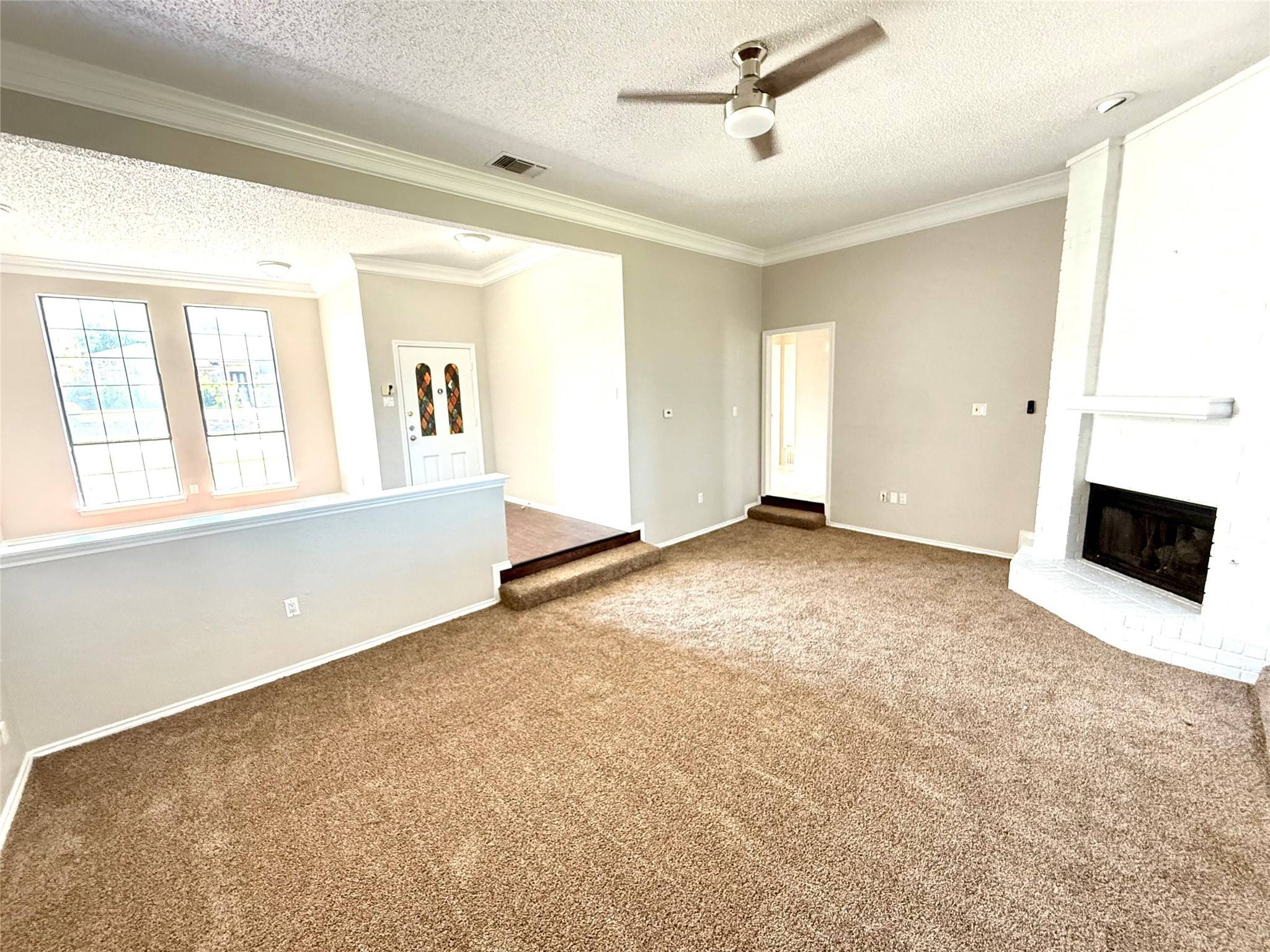 Carrollton, TX 75007,1204 Elder