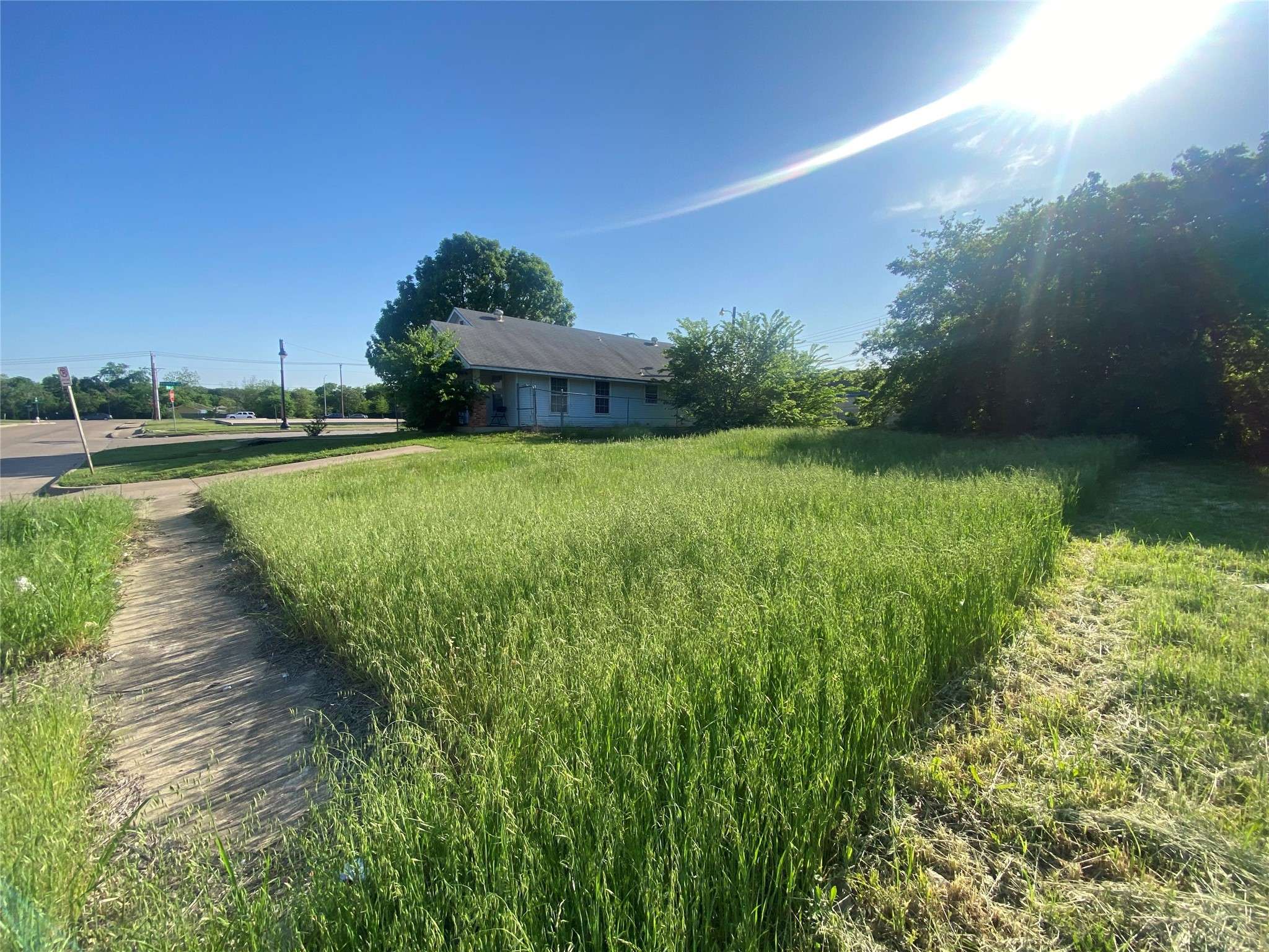 Fort Worth, TX 76104,1060 Bransford ST