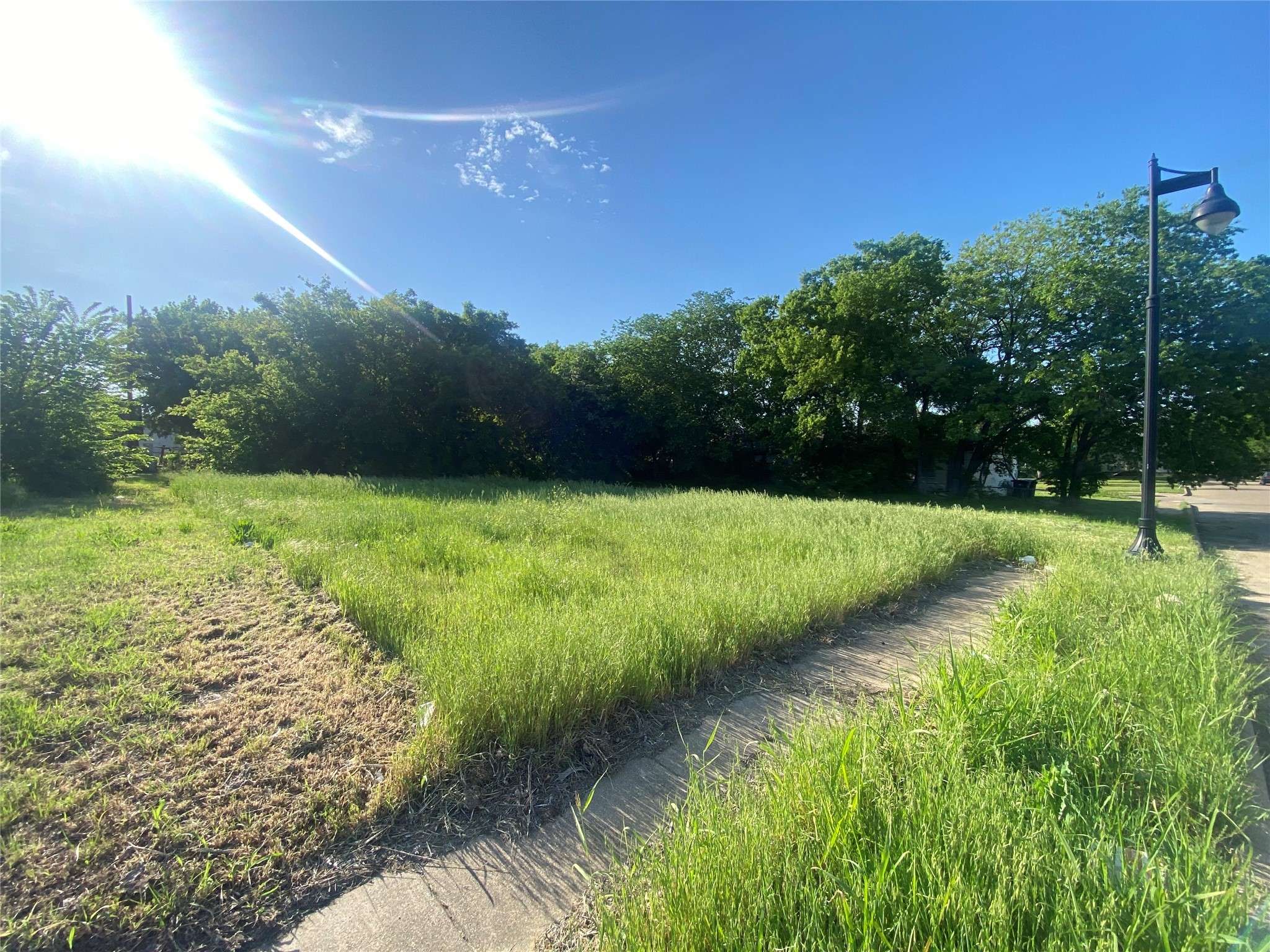 Fort Worth, TX 76104,1060 Bransford ST