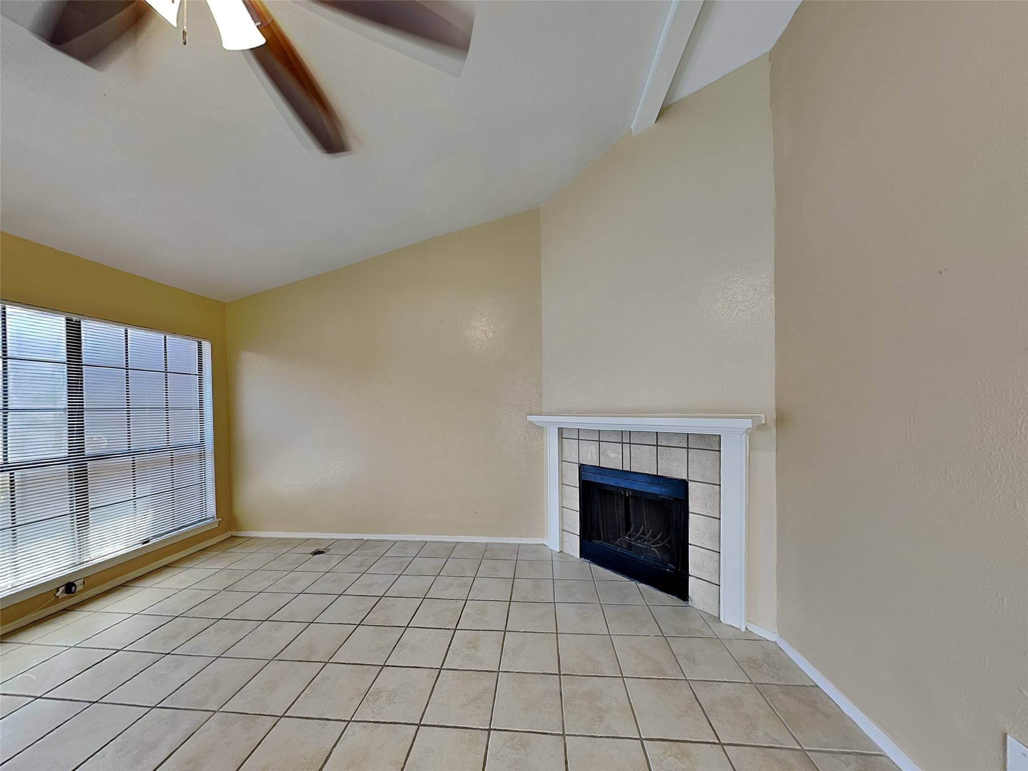 Cedar Hill, TX 75104,422 Dollins ST