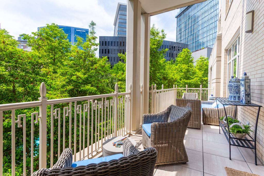Dallas, TX 75201,2555 N PEARL ST #201