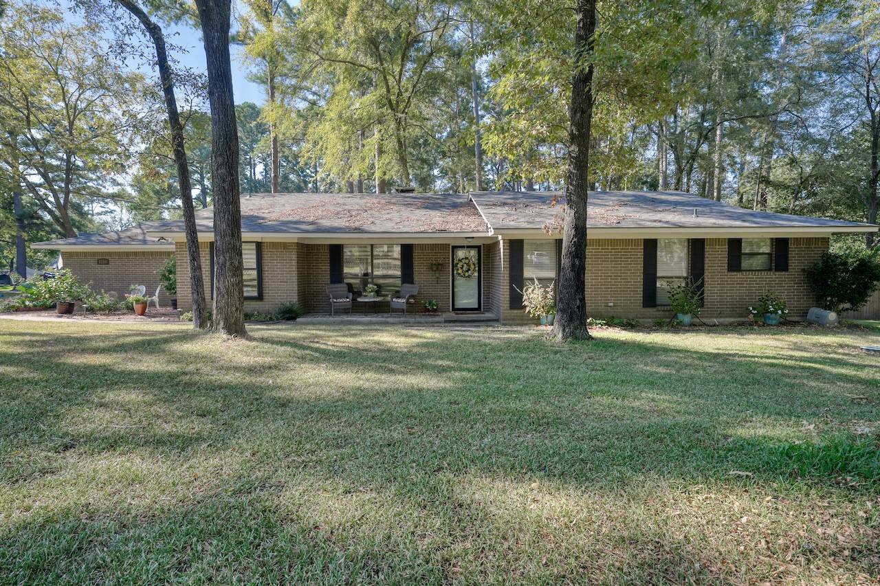 Hideaway, TX 75771,1208 Lake Cross RD
