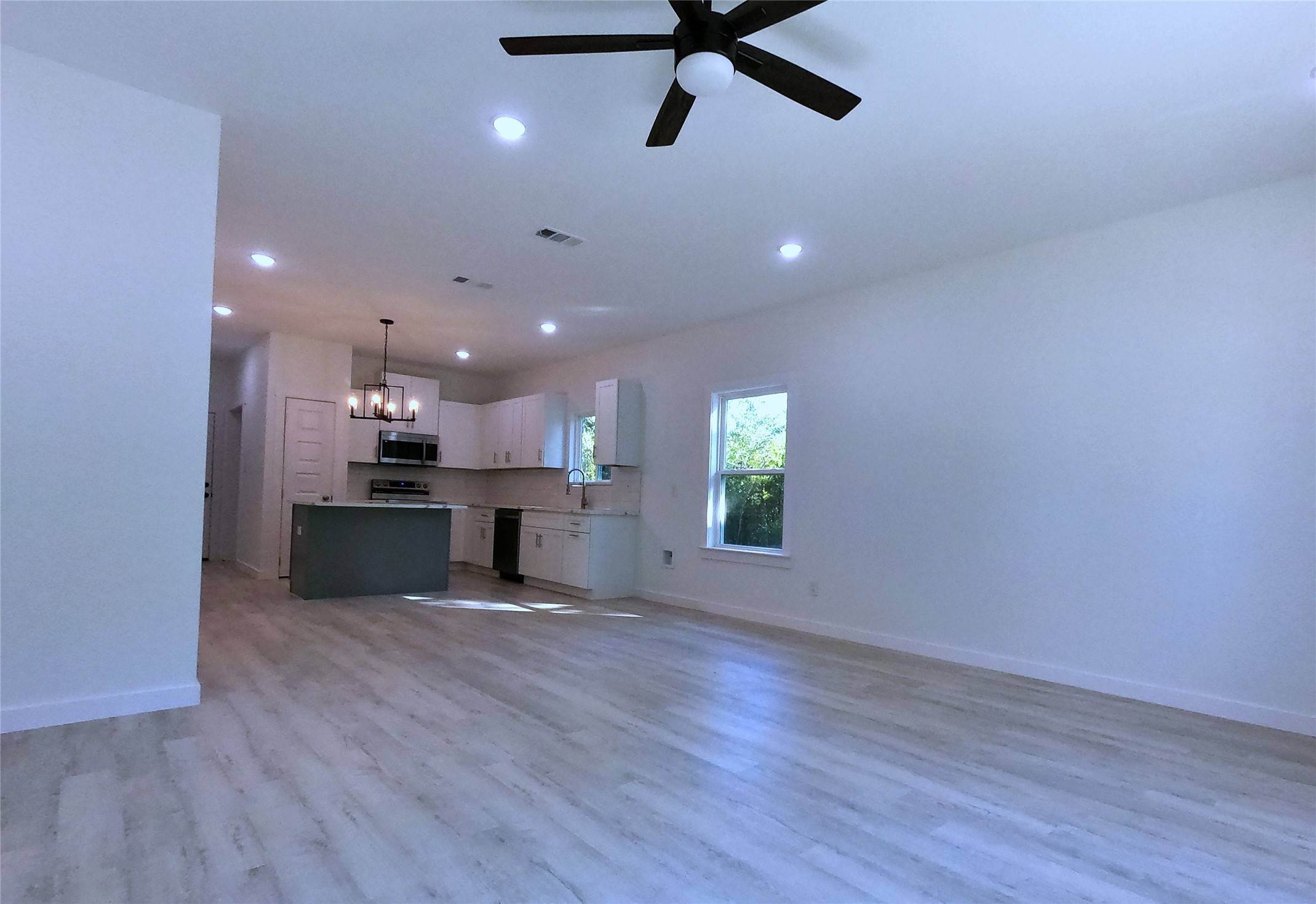 Paris, TX 75460,264 10th NE ST