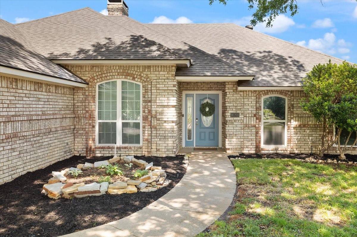 Benbrook, TX 76126,10200 Fieldcrest DR