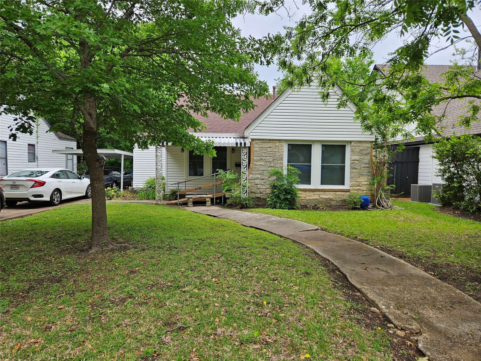 Dallas, TX 75218,9034 Forest Hills BLVD