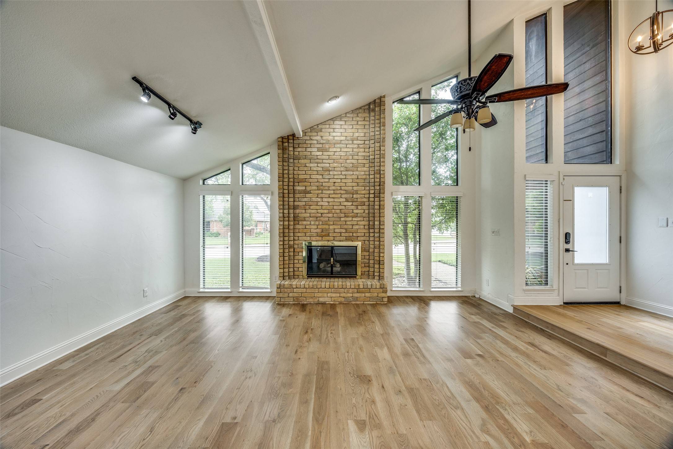 Dallas, TX 75287,4203 Firebrick LN