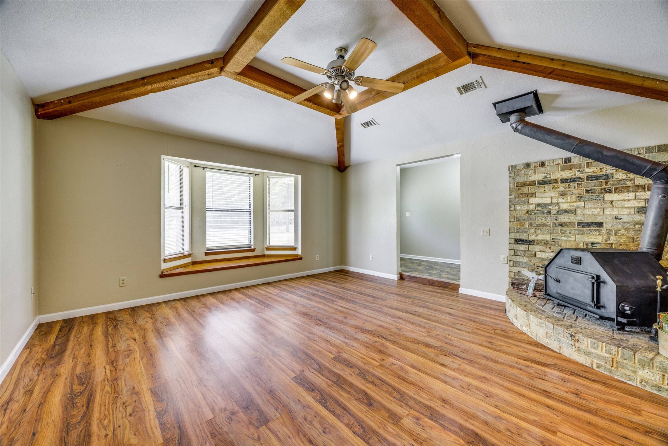 Savoy, TX 75479,2088 County Road 1215