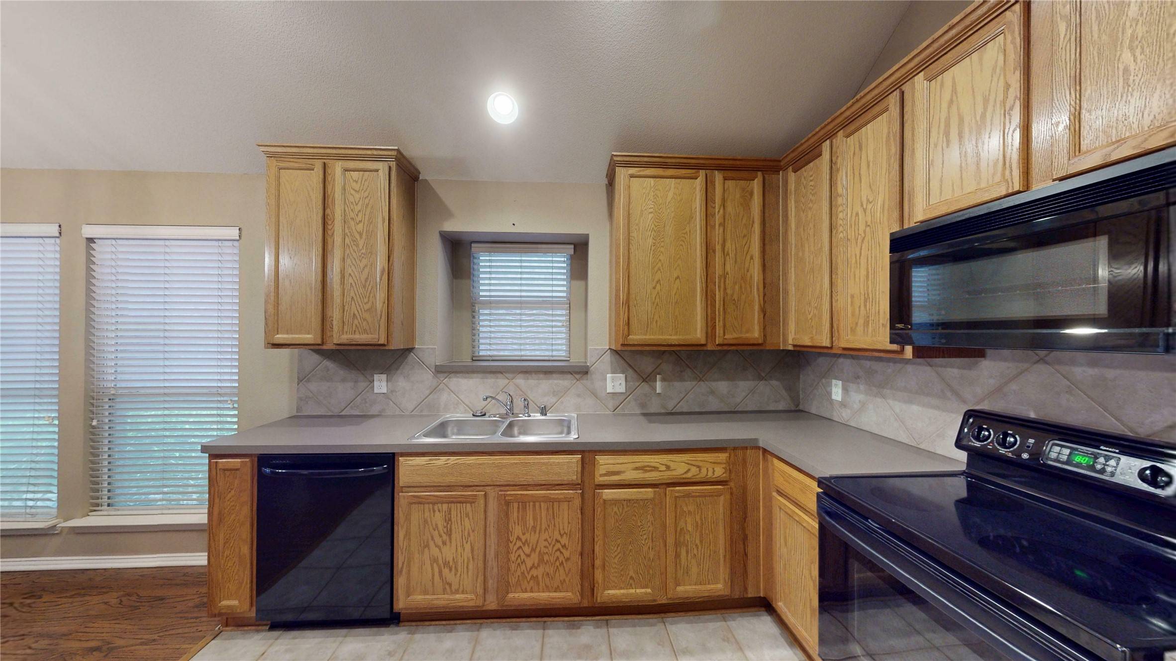 Argyle, TX 76226,320 Clifton CIR