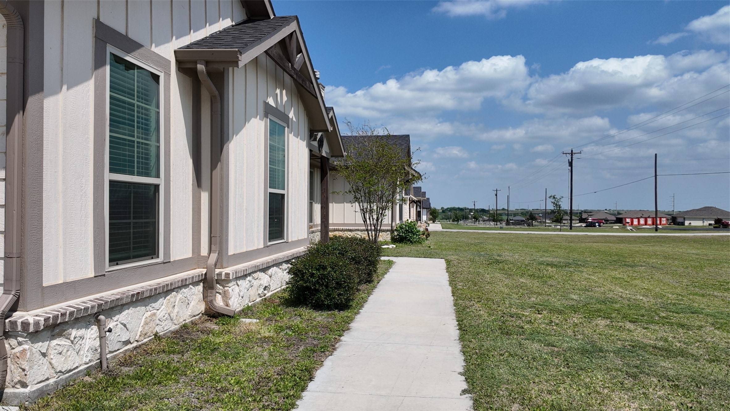 Decatur, TX 76234,2267 County Road 4010