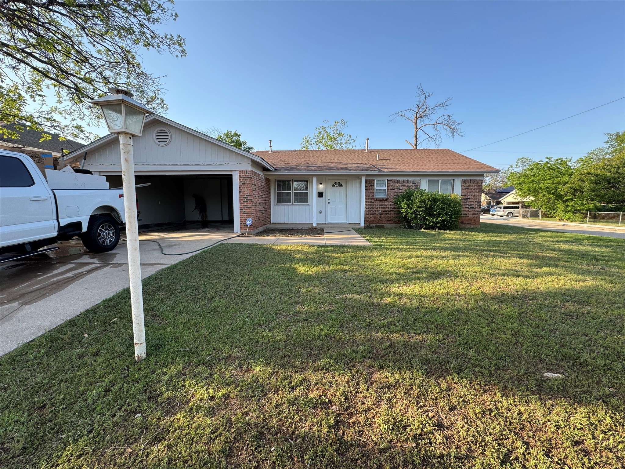 Crowley, TX 76036,629 E Mission ST