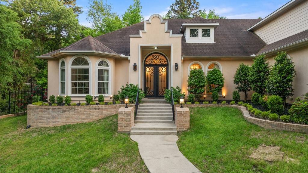 Tyler, TX 75703,1915 Stoneleaf DR